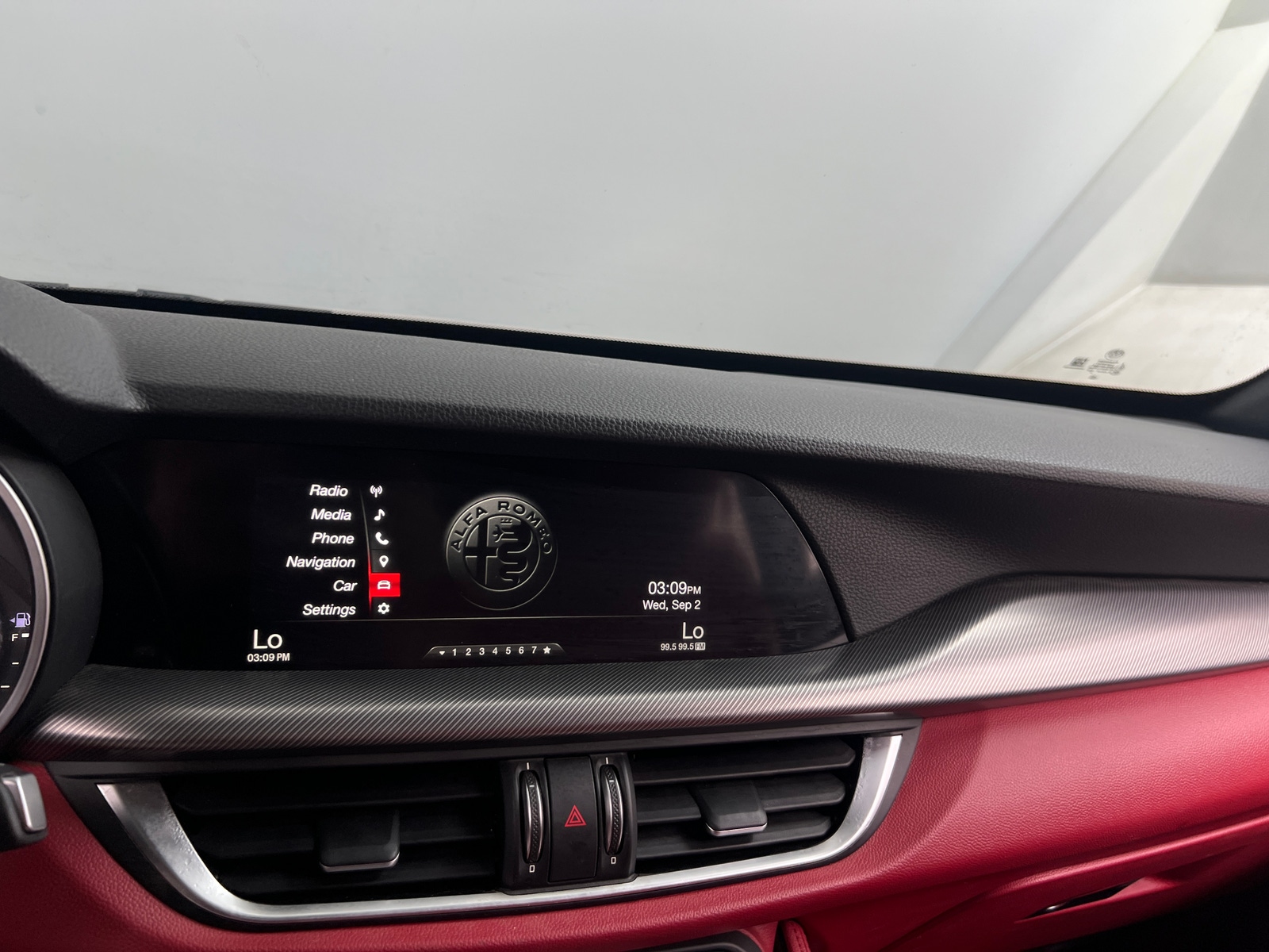 Thumbnail: 2019 Alfa Romeo Stelvio - 3
