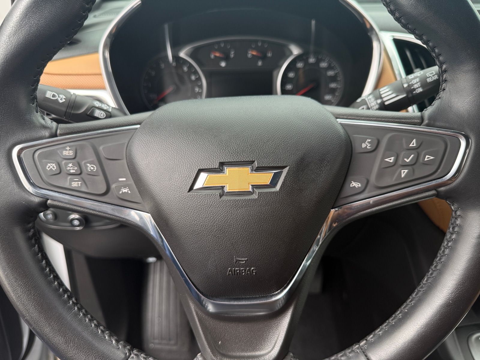 Thumbnail: 2020 Chevrolet Equinox - 4
