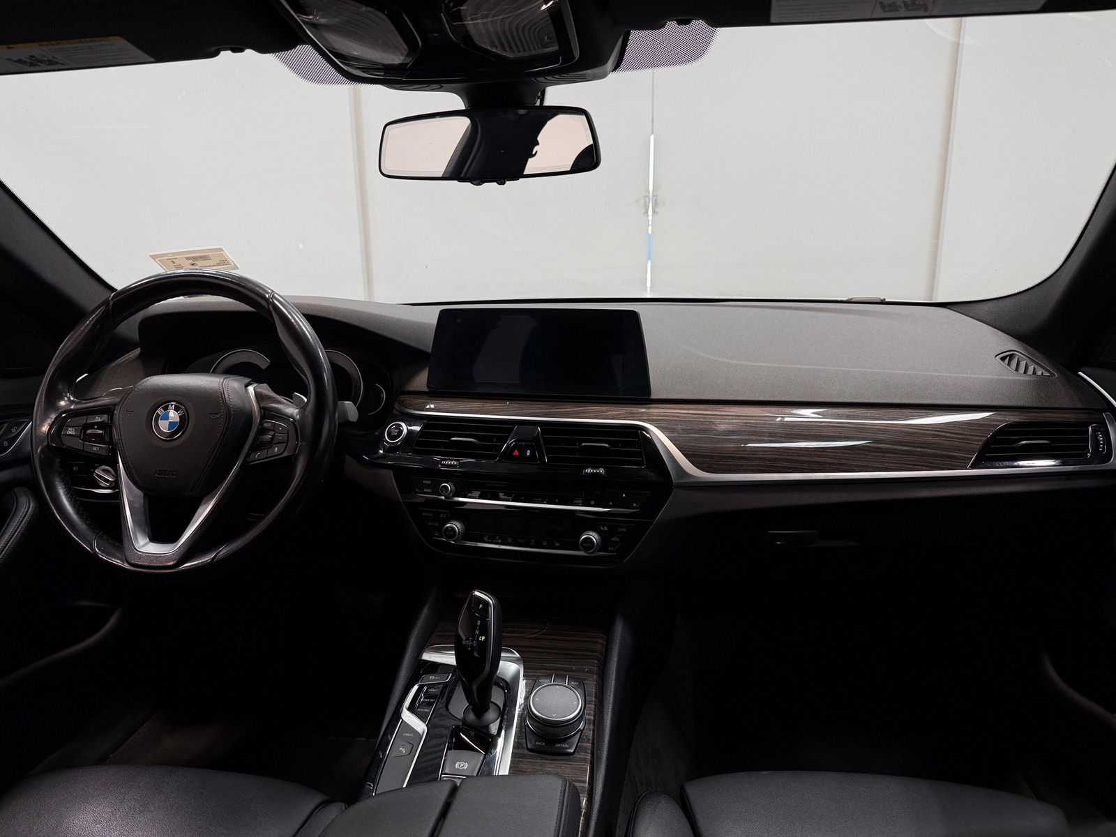 Thumbnail: 2018 BMW 5 Series - 3