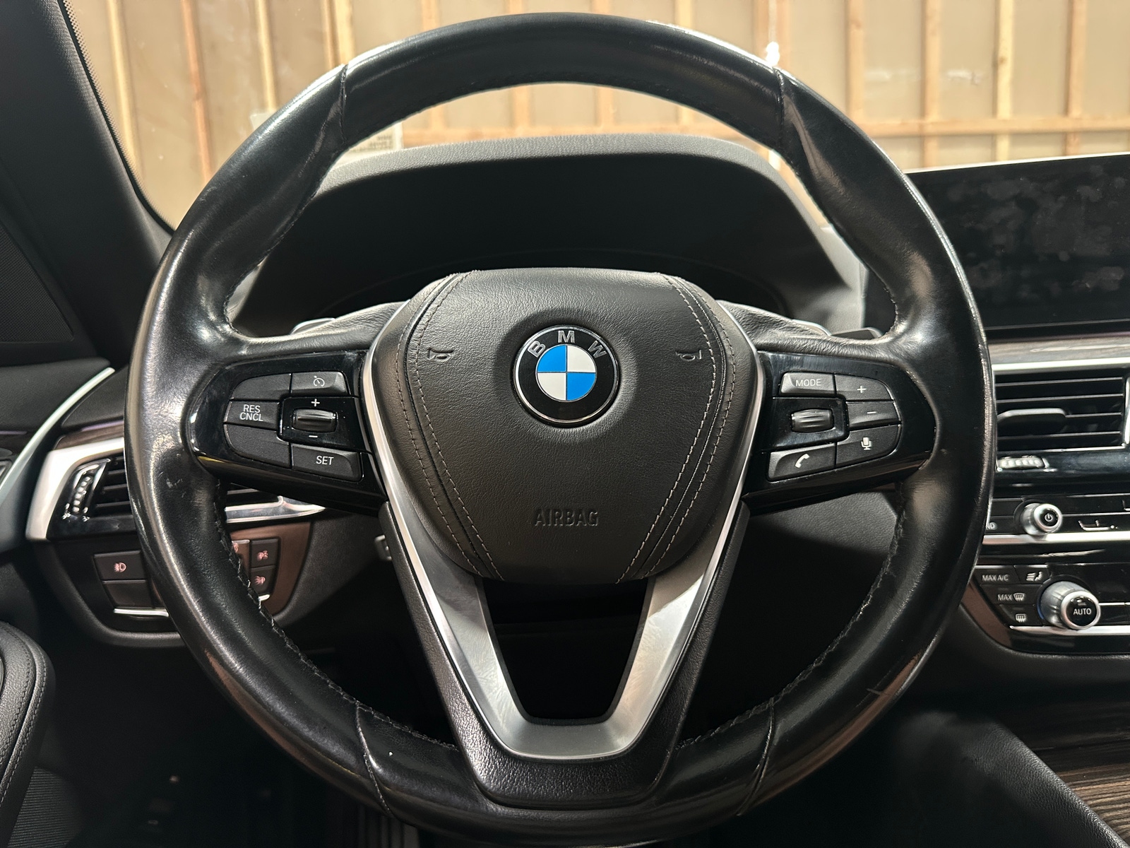 Thumbnail: 2018 BMW 5 Series - 5