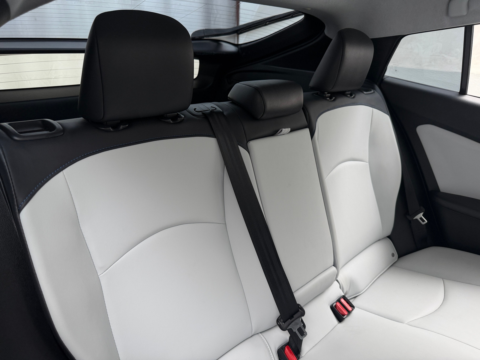Thumbnail: 2018 Toyota Prius - 5
