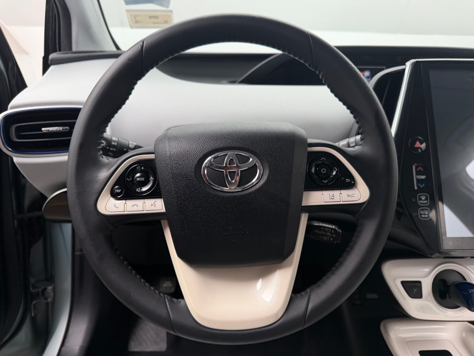 Thumbnail: 2018 Toyota Prius - 4
