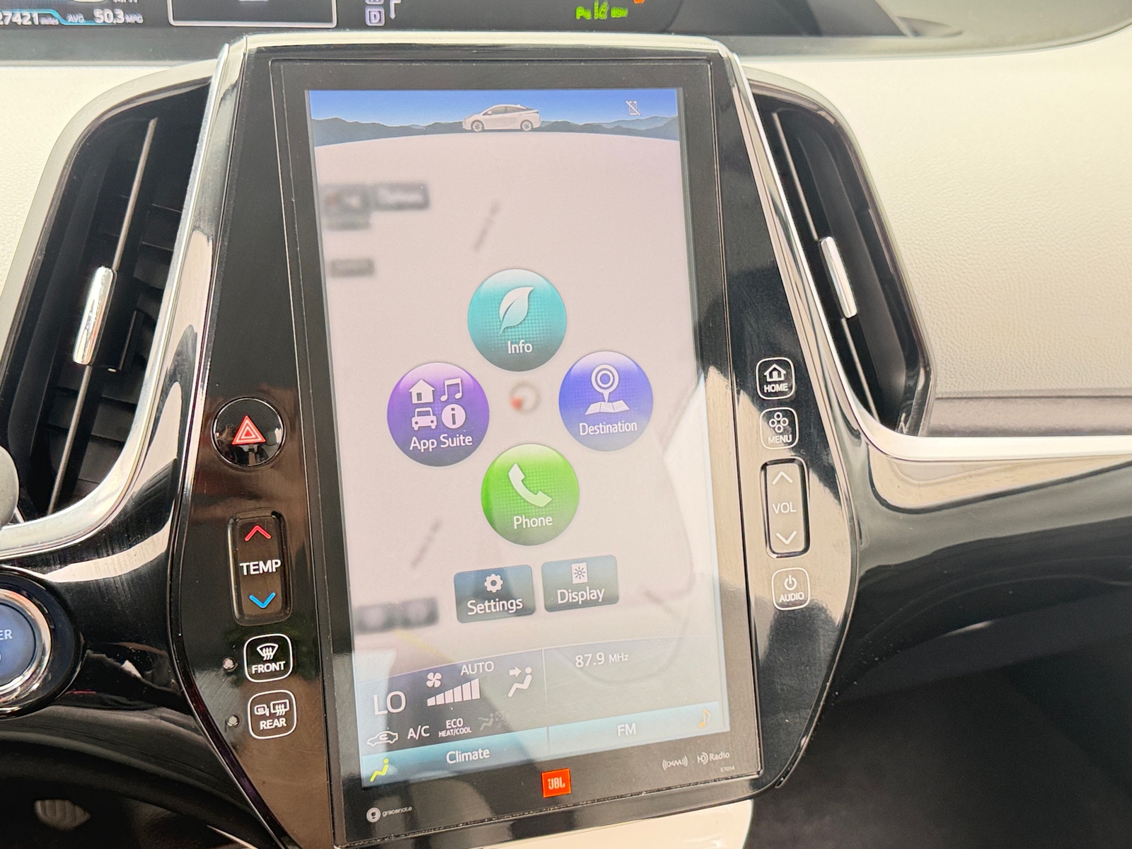 Thumbnail: 2018 Toyota Prius - 3