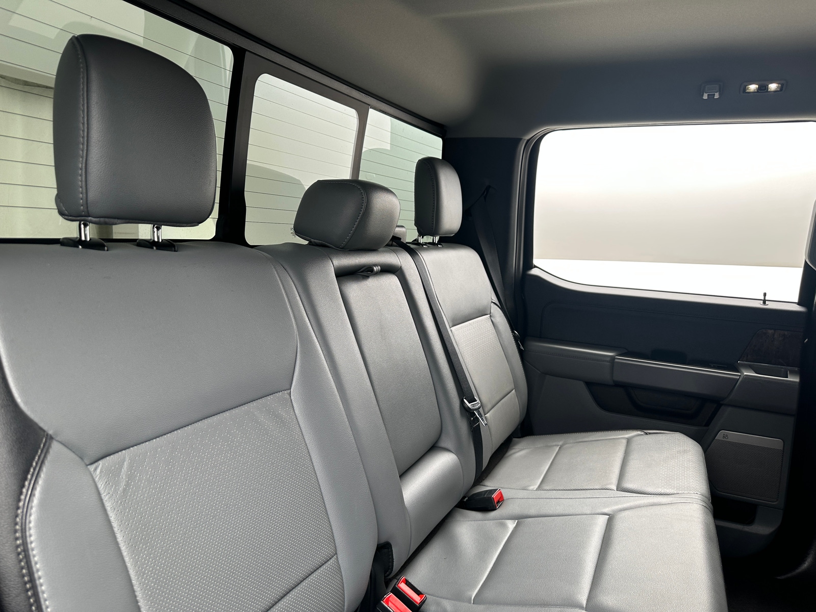 Thumbnail: 2022 Ford Econoline - 5