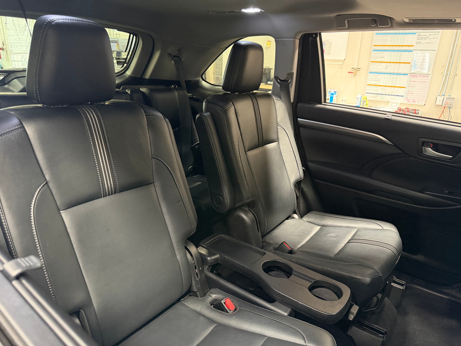 Thumbnail: 2017 Toyota Highlander - 5