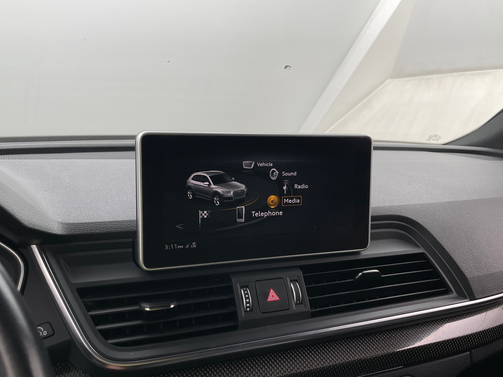 Thumbnail: 2019 Audi SQ5 - 3