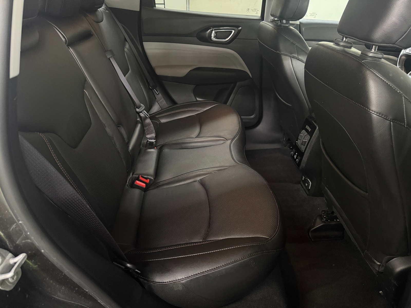 Thumbnail: 2022 Jeep Compass - 5