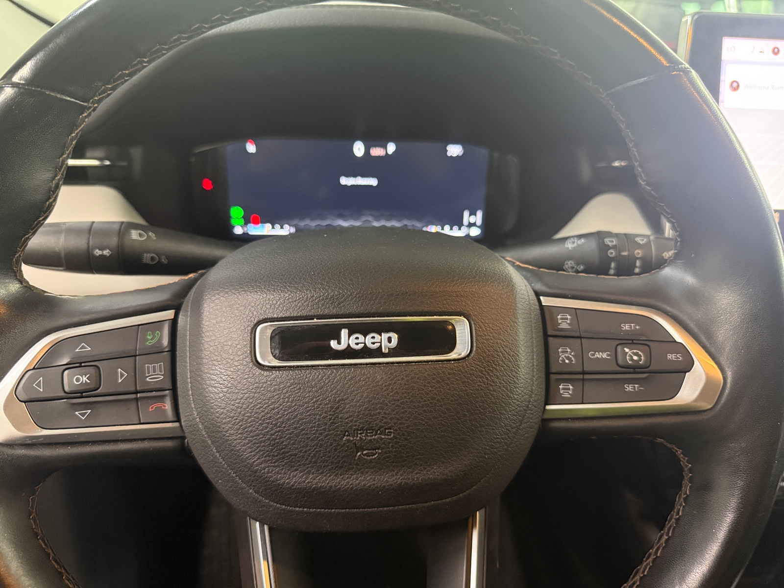 Thumbnail: 2022 Jeep Compass - 4
