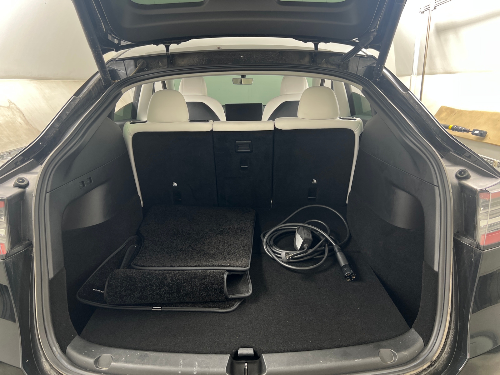 Thumbnail: 2022 Tesla Model Y - 6