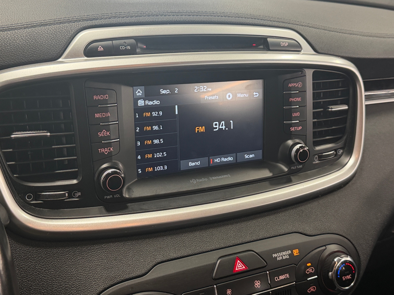 Thumbnail: 2018 Kia Sorento - 4