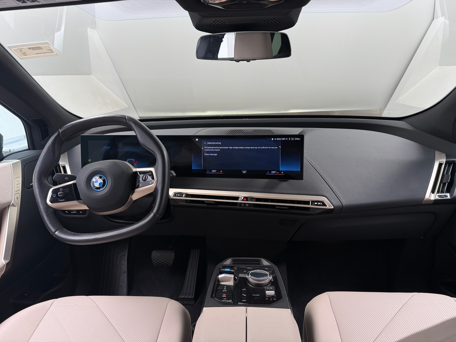 Thumbnail: 2022 BMW iX - 2