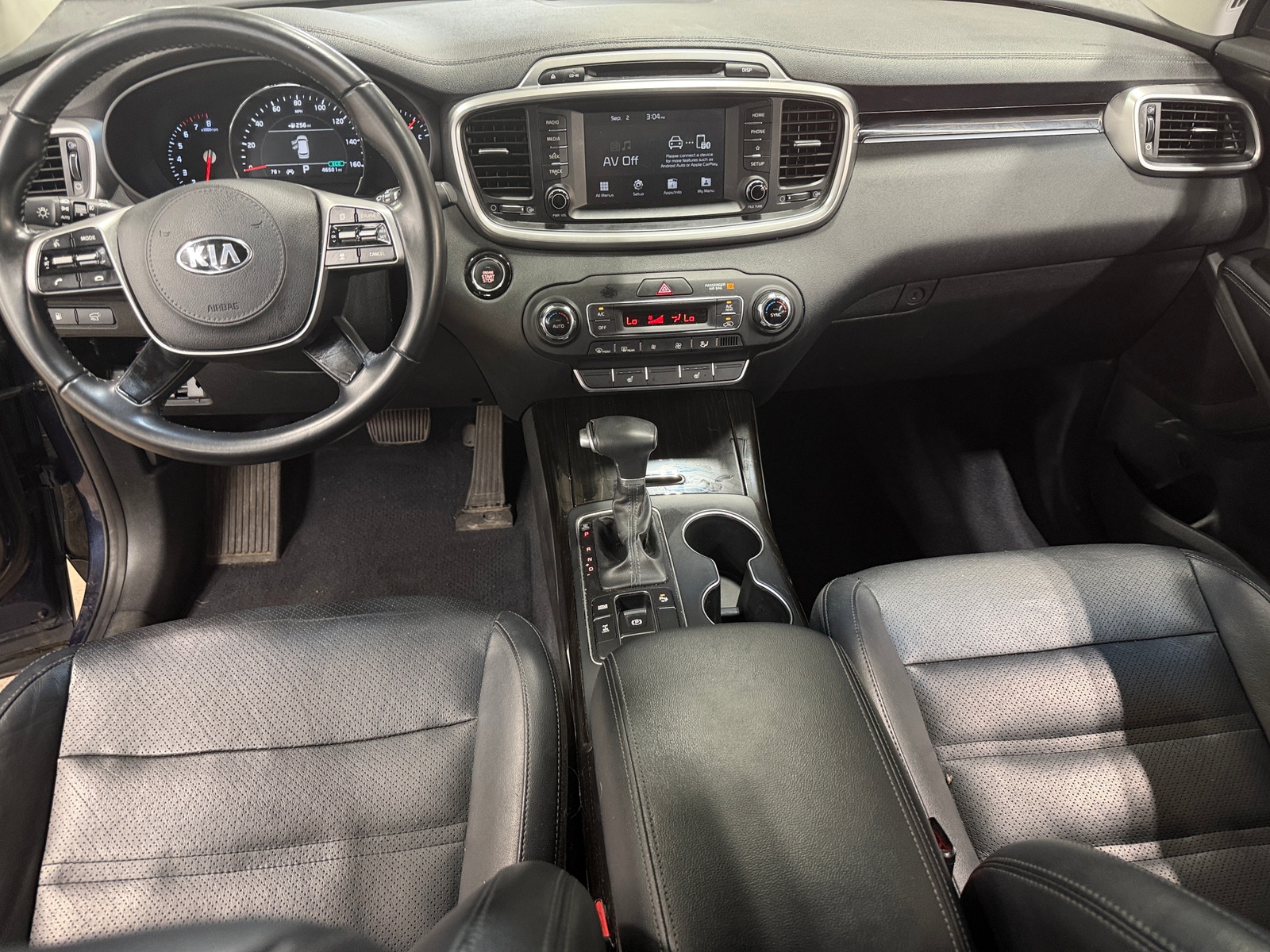 Thumbnail: 2019 Kia Sorento - 2
