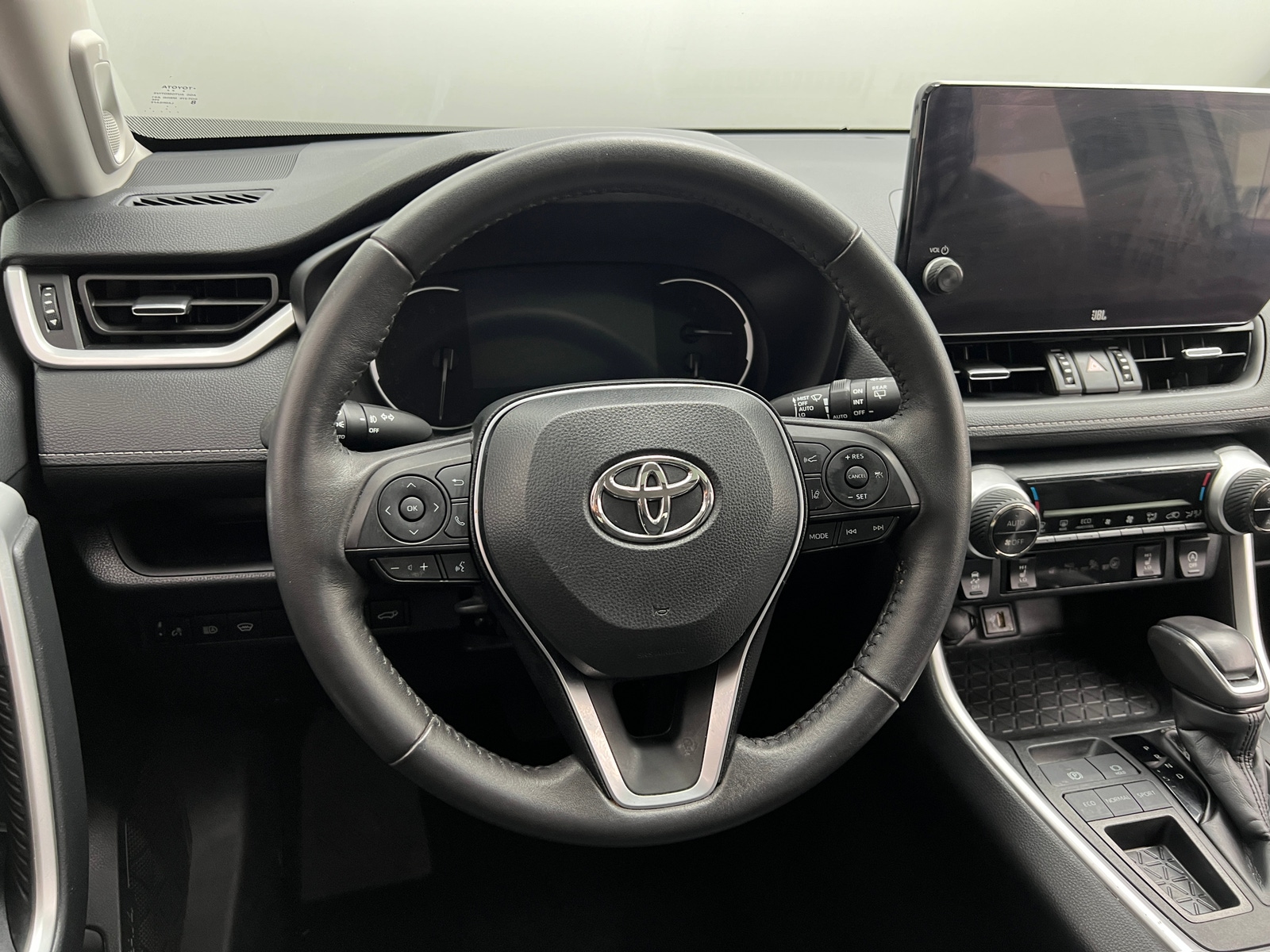 Thumbnail: 2024 Toyota RAV4 - 5