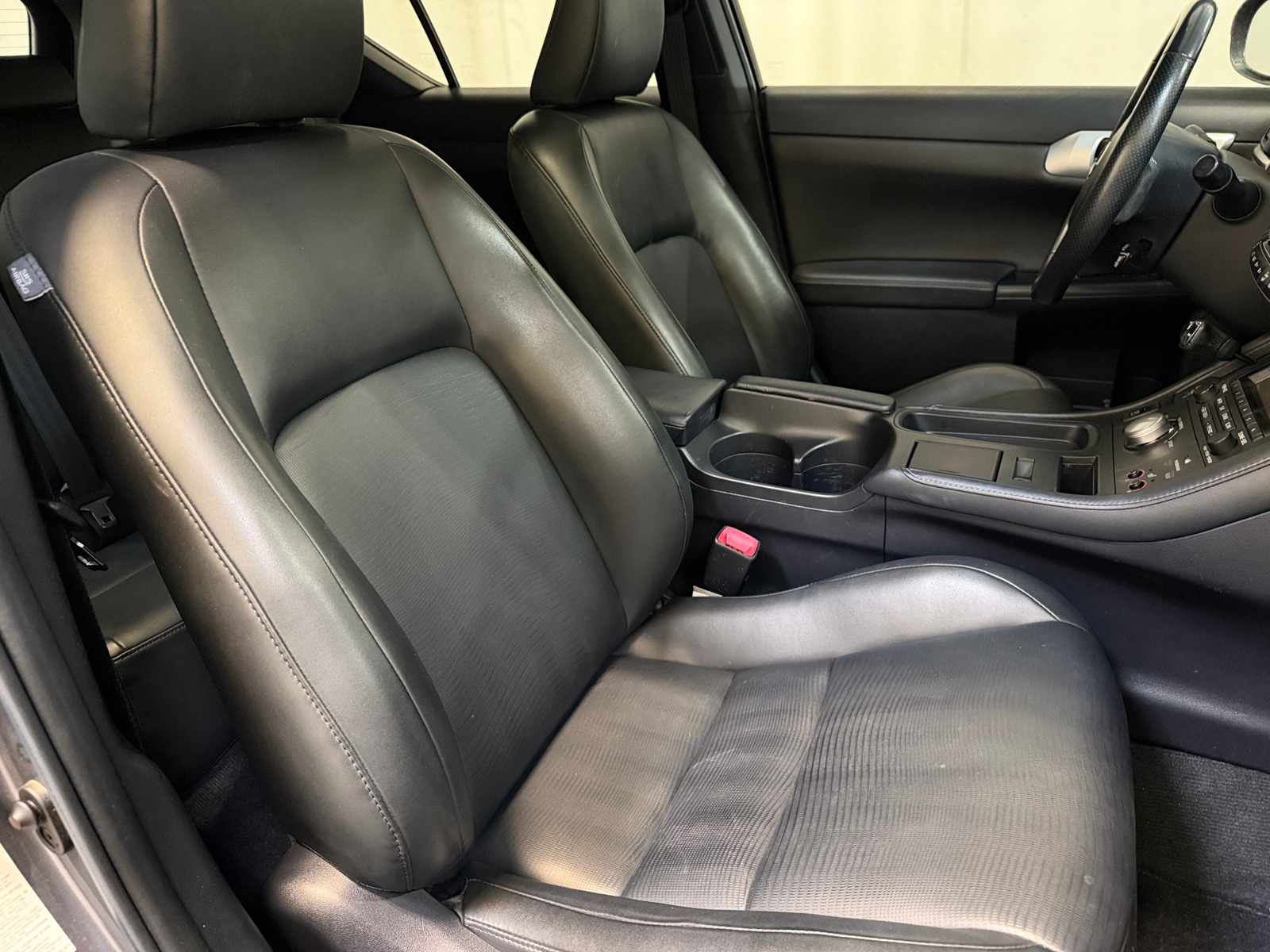 Thumbnail: 2013 Lexus CT - 2