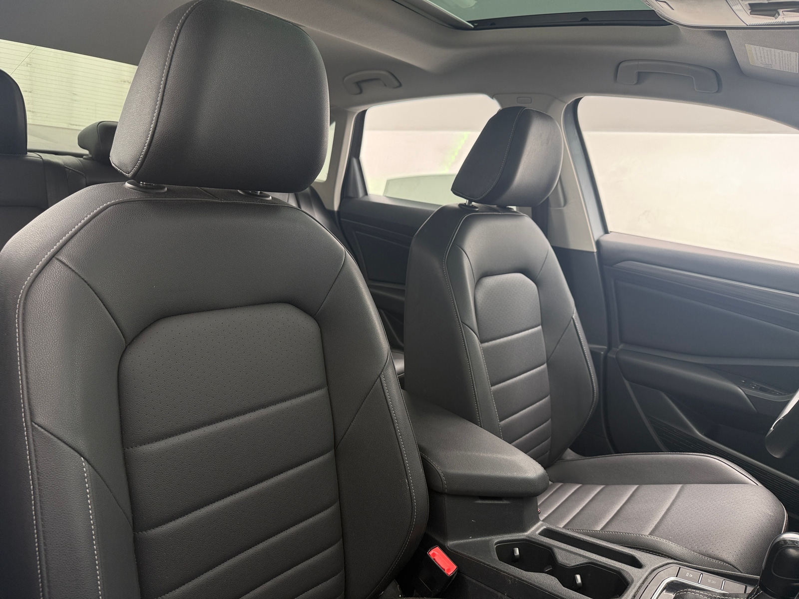 Thumbnail: 2021 Volkswagen Jetta - 2