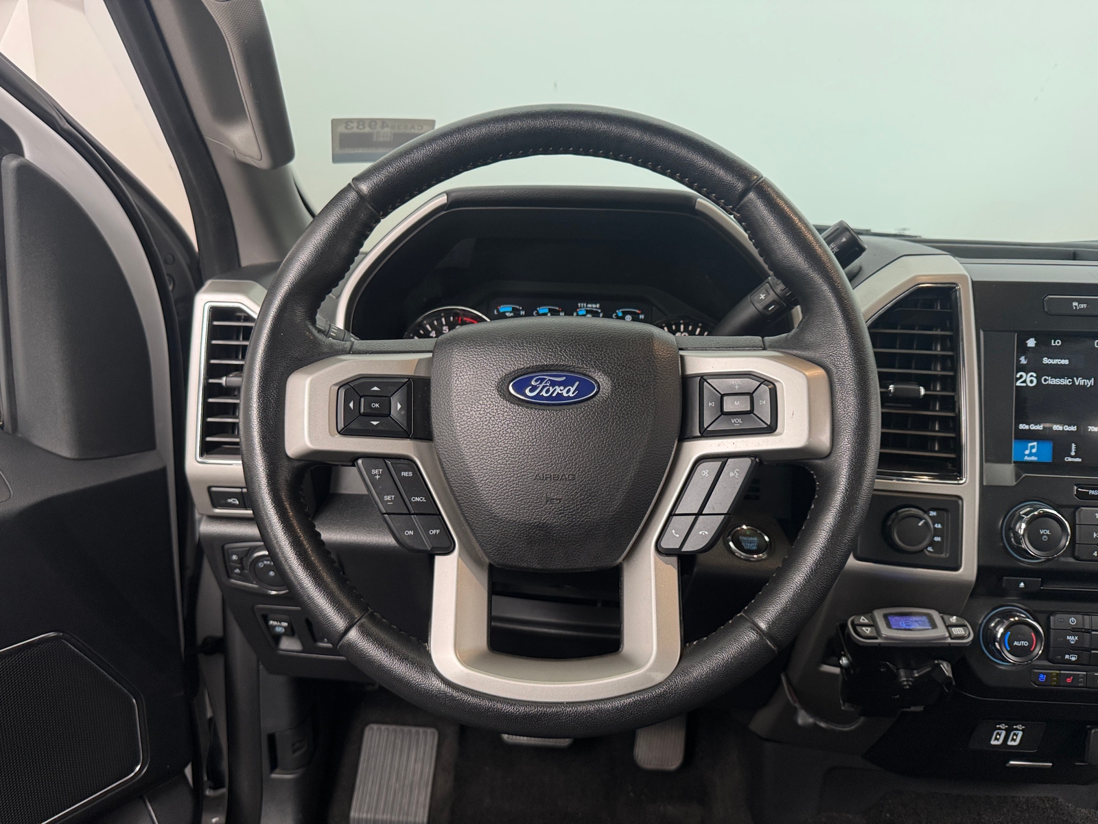Thumbnail: 2018 Ford Econoline - 4