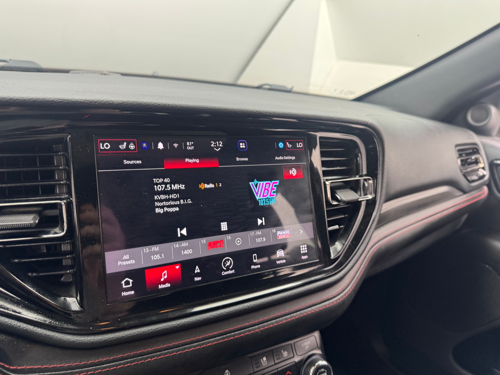 Thumbnail: 2023 Dodge Durango - 3