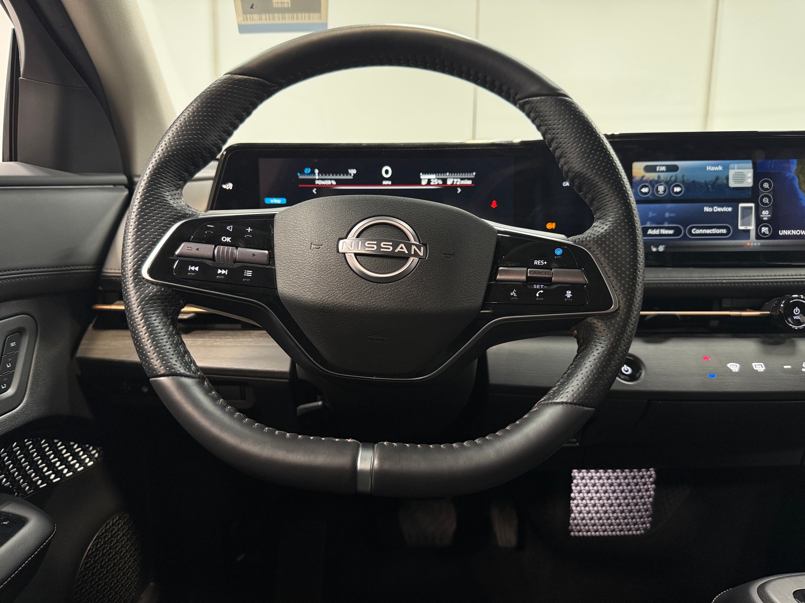 Thumbnail: 2023 Nissan Ariya - 4