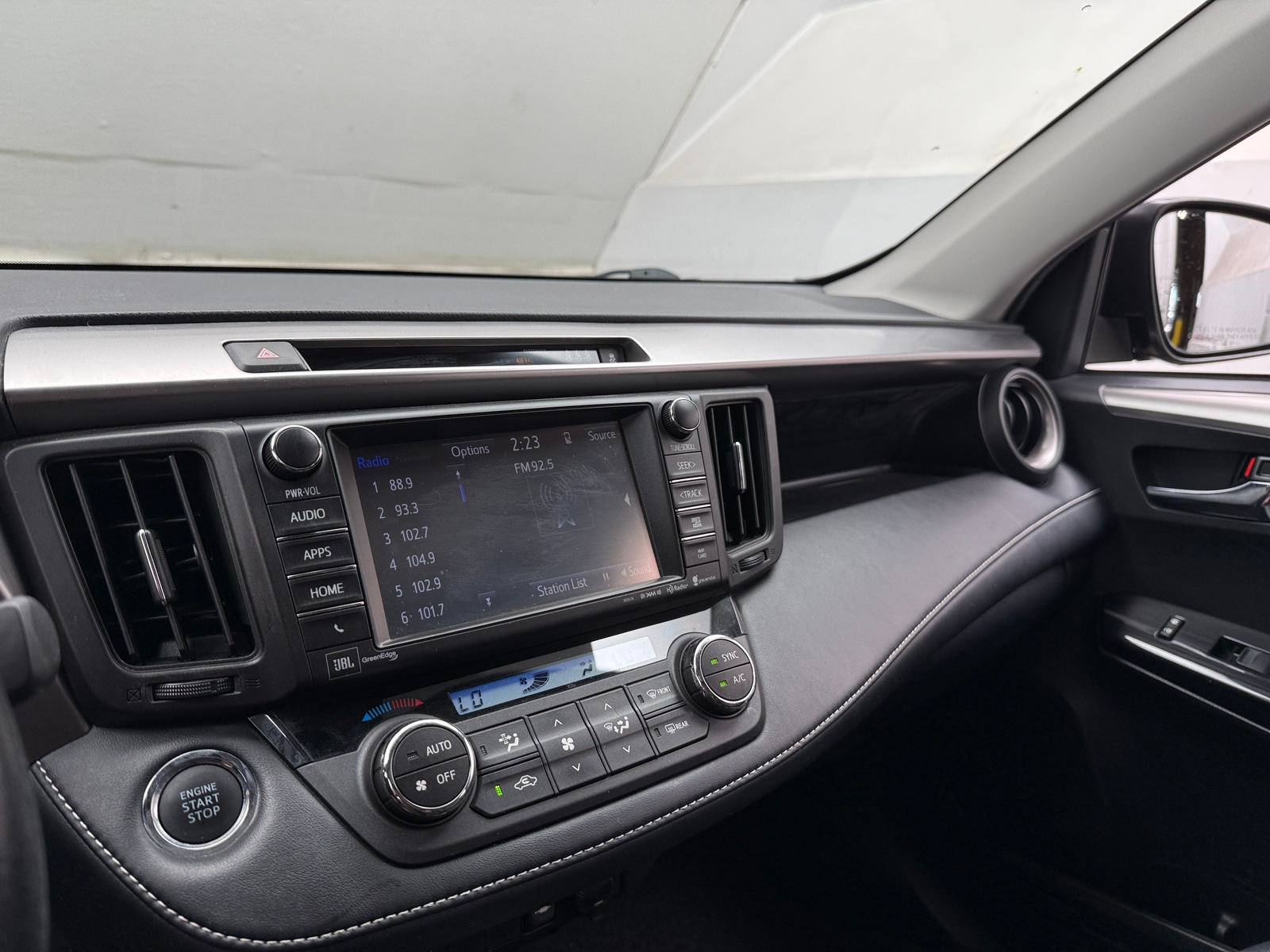 Thumbnail: 2017 Toyota RAV4 - 3