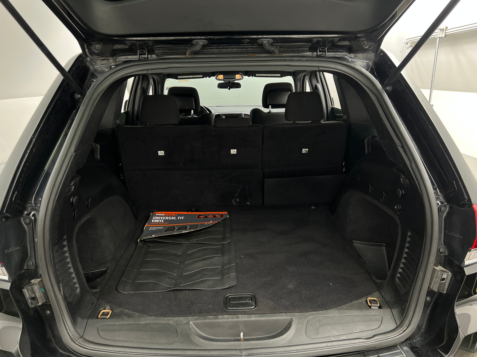 Thumbnail: 2020 Jeep Grand Cherokee - 7