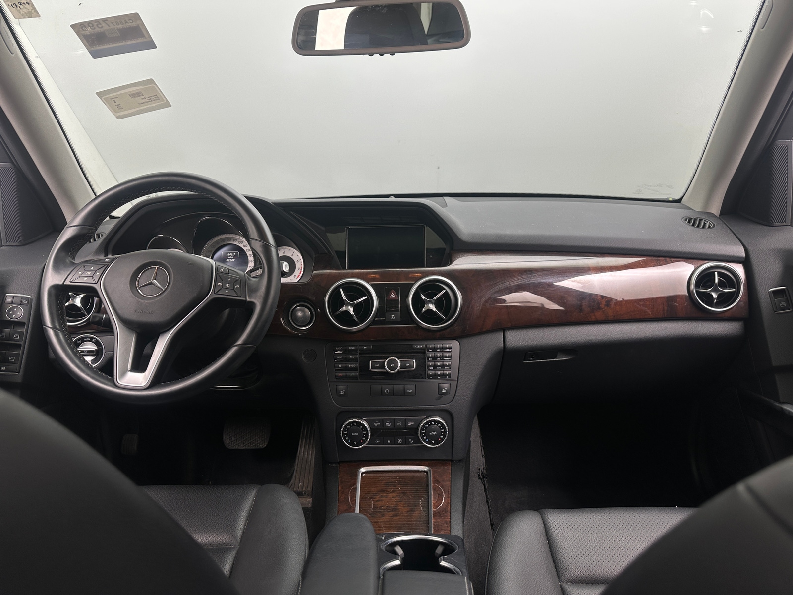 Thumbnail: 2014 Mercedes-Benz GLK - 2