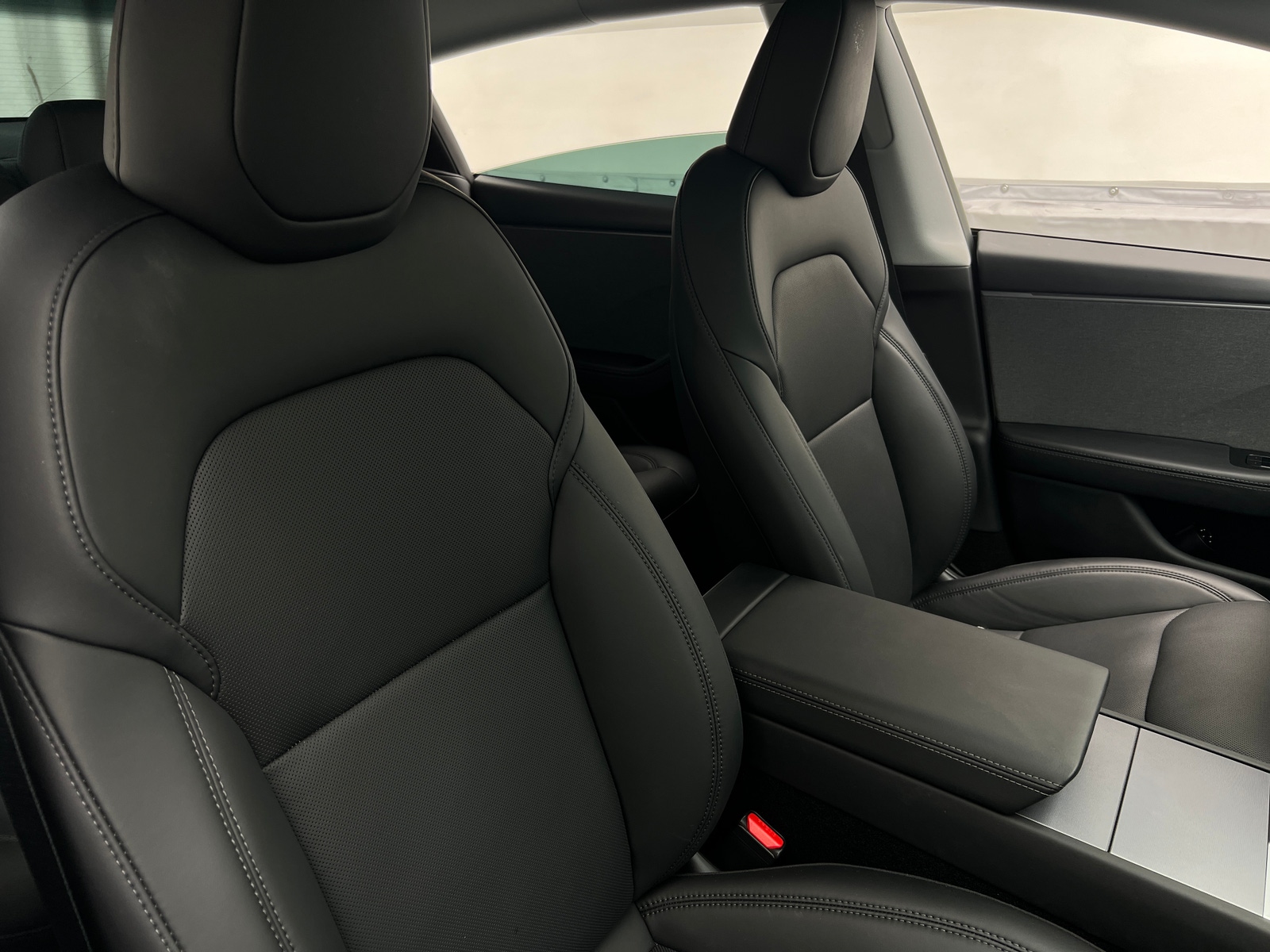 Thumbnail: 2026 Tesla Model 3 - 2
