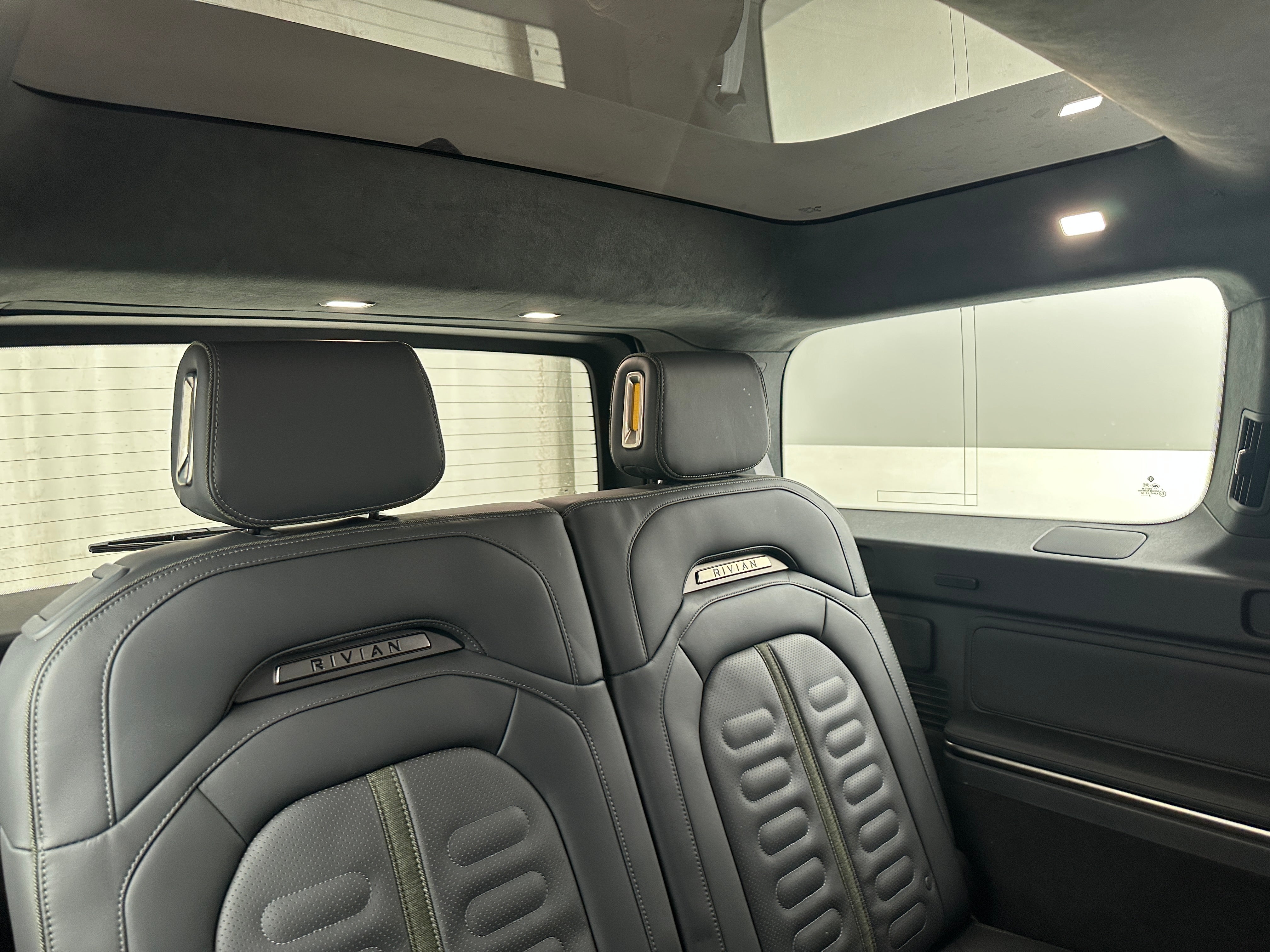 Used 2023 Rivian R1S Adventure with VIN 7PDSGABL7PN022374 for sale in Auburn, WA