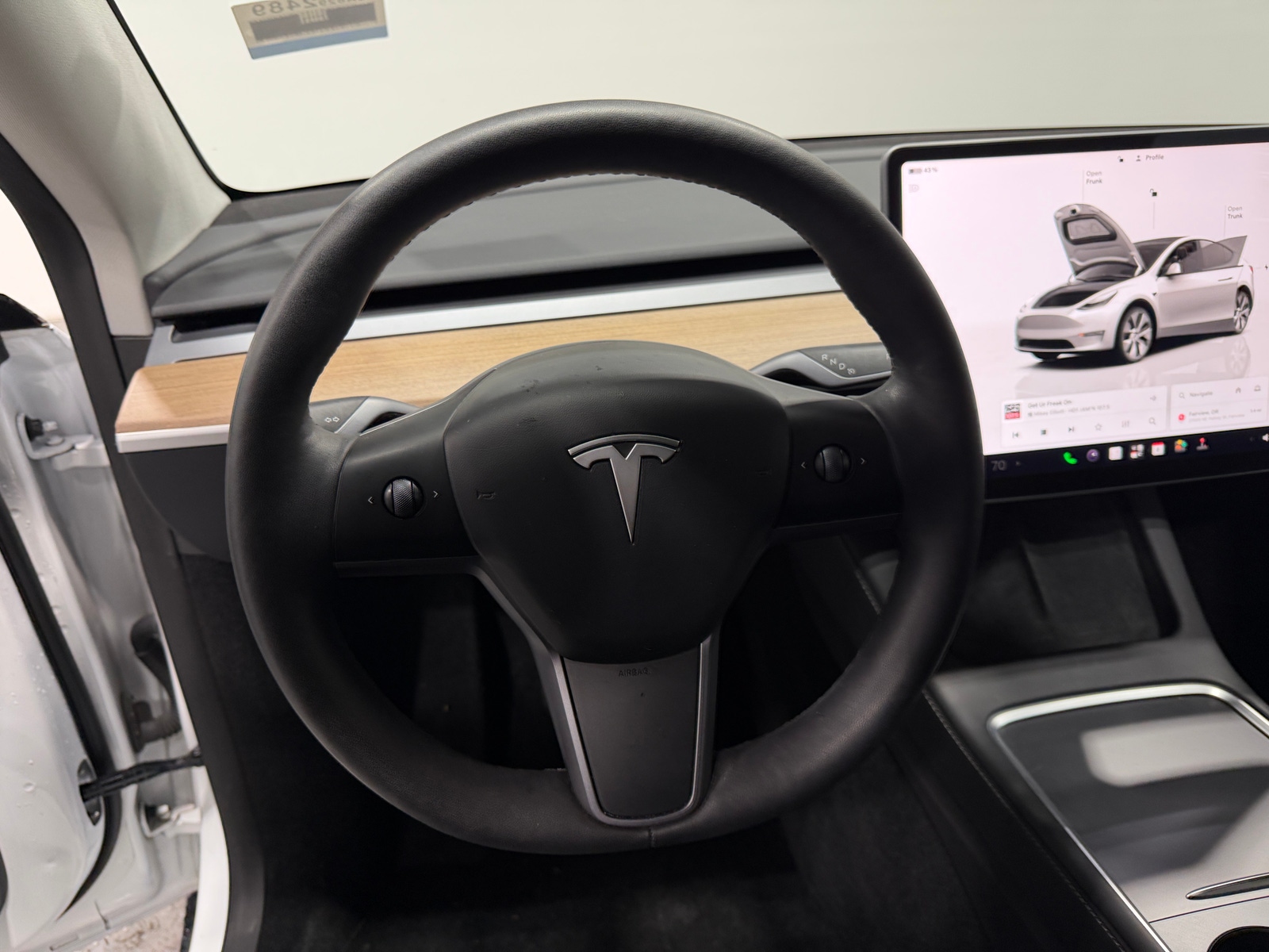 Thumbnail: 2023 Tesla Model Y - 4