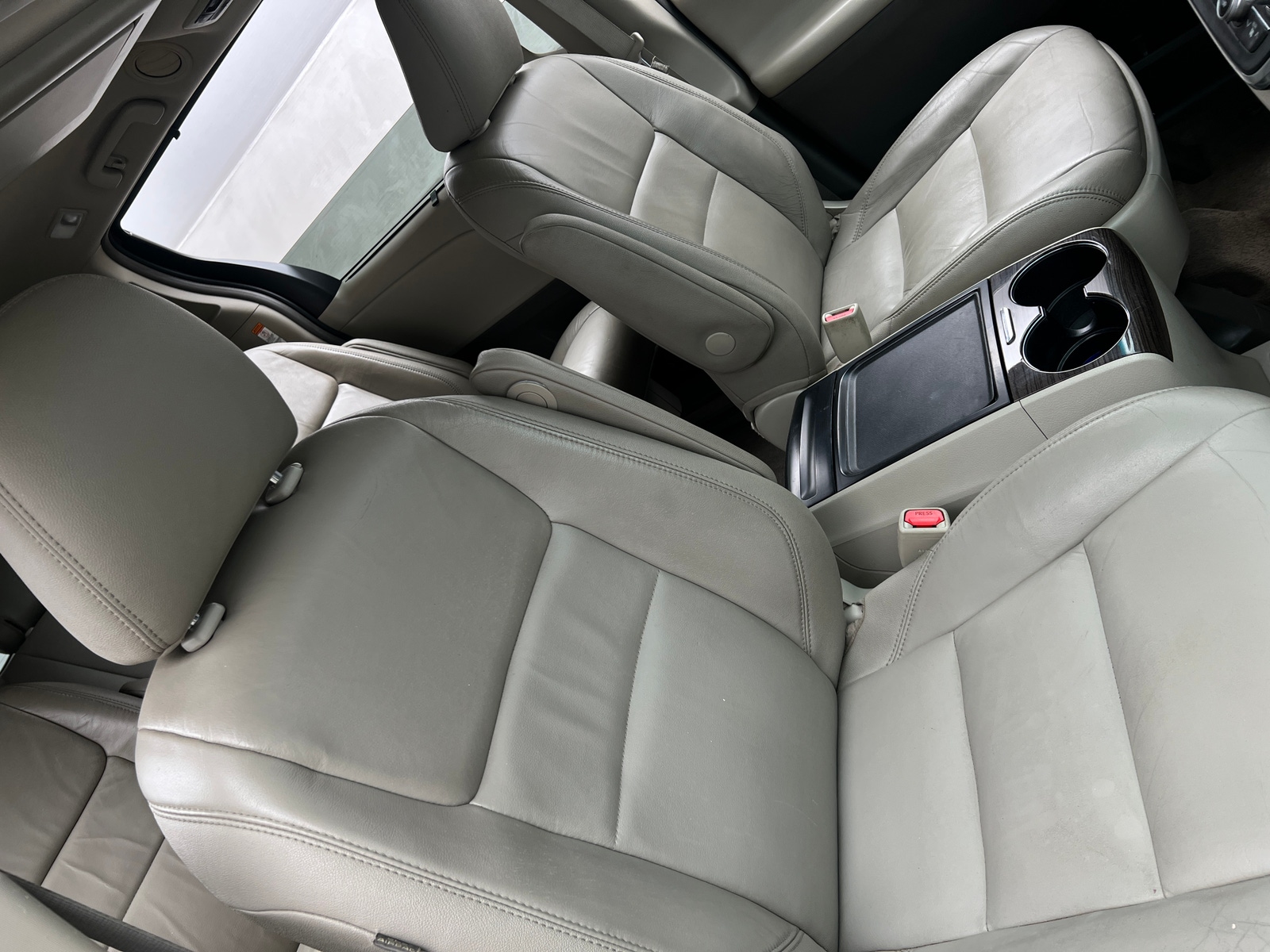 Thumbnail: 2016 Toyota Sienna - 2