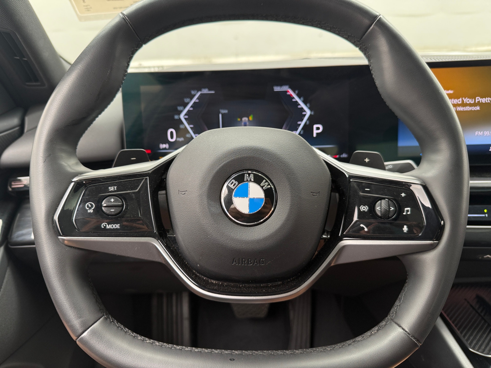Thumbnail: 2024 BMW 5 Series - 4