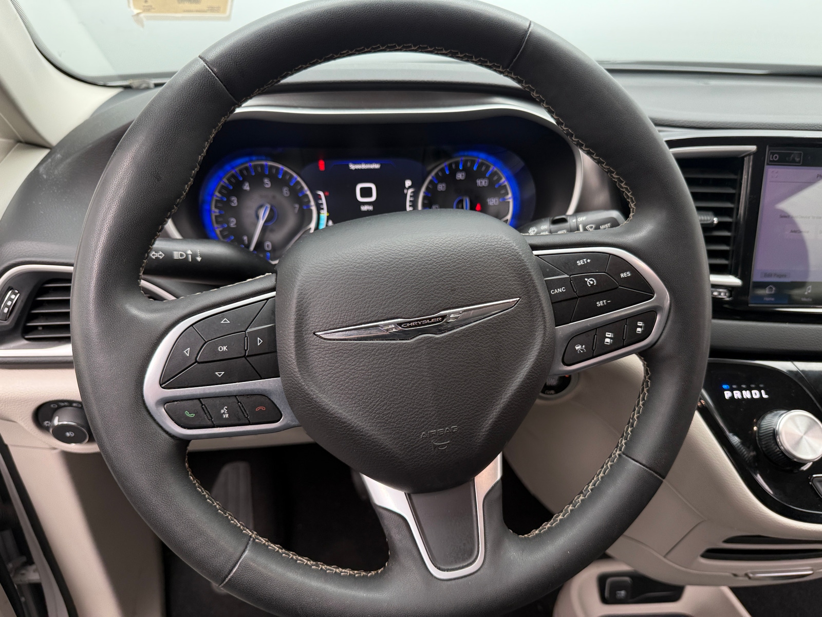 Thumbnail: 2024 Chrysler Pacifica - 4