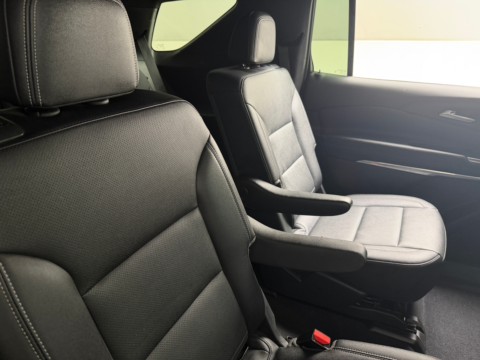 Thumbnail: 2025 Chevrolet Traverse - 5