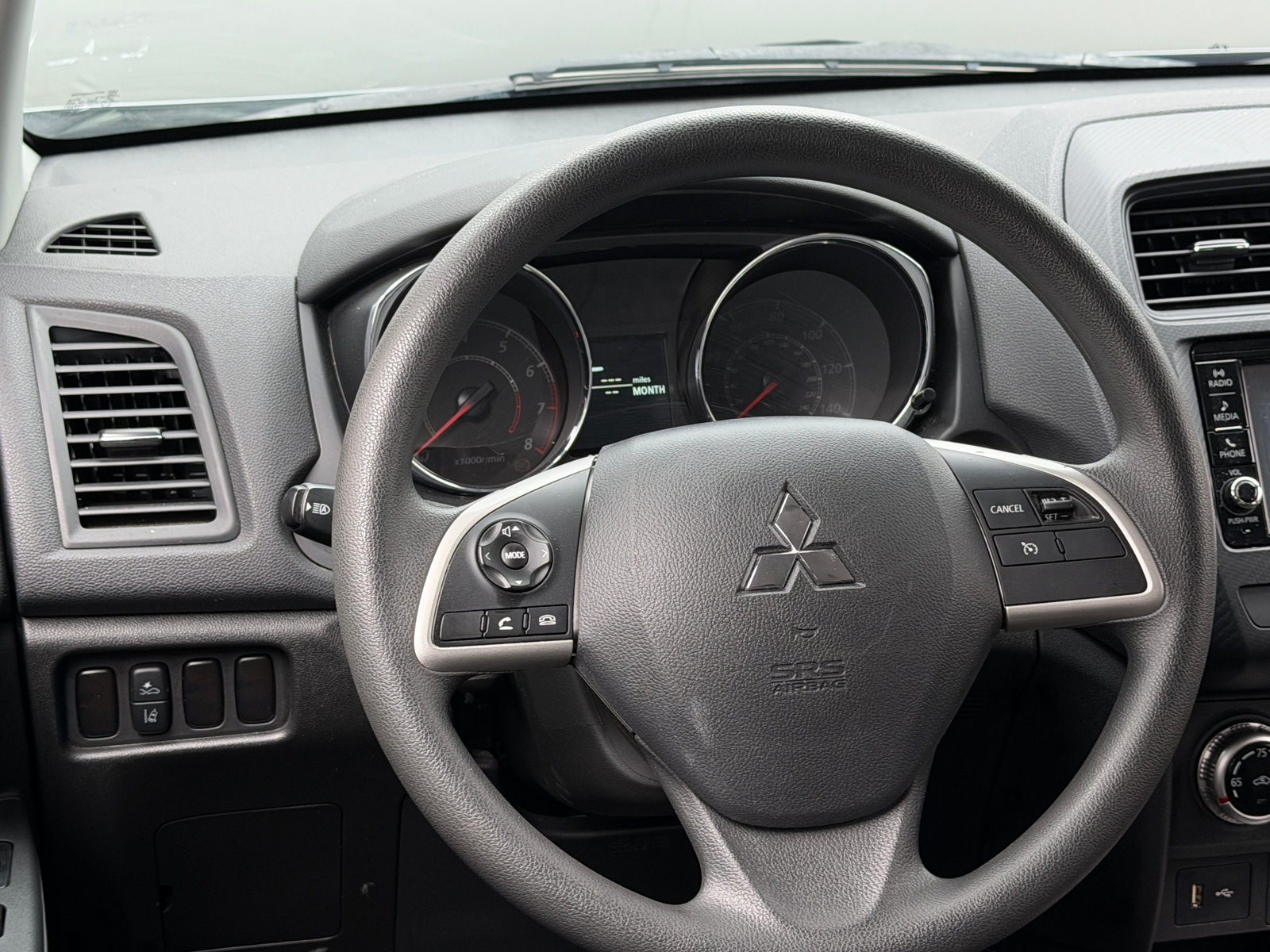 Thumbnail: 2025 Mitsubishi Outlander Sport - 5