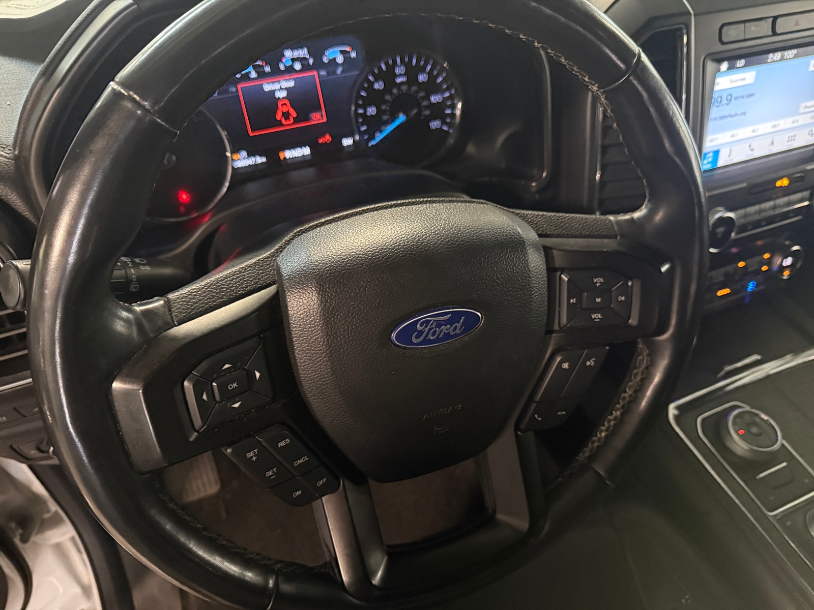 Thumbnail: 2019 Ford Expedition - 4