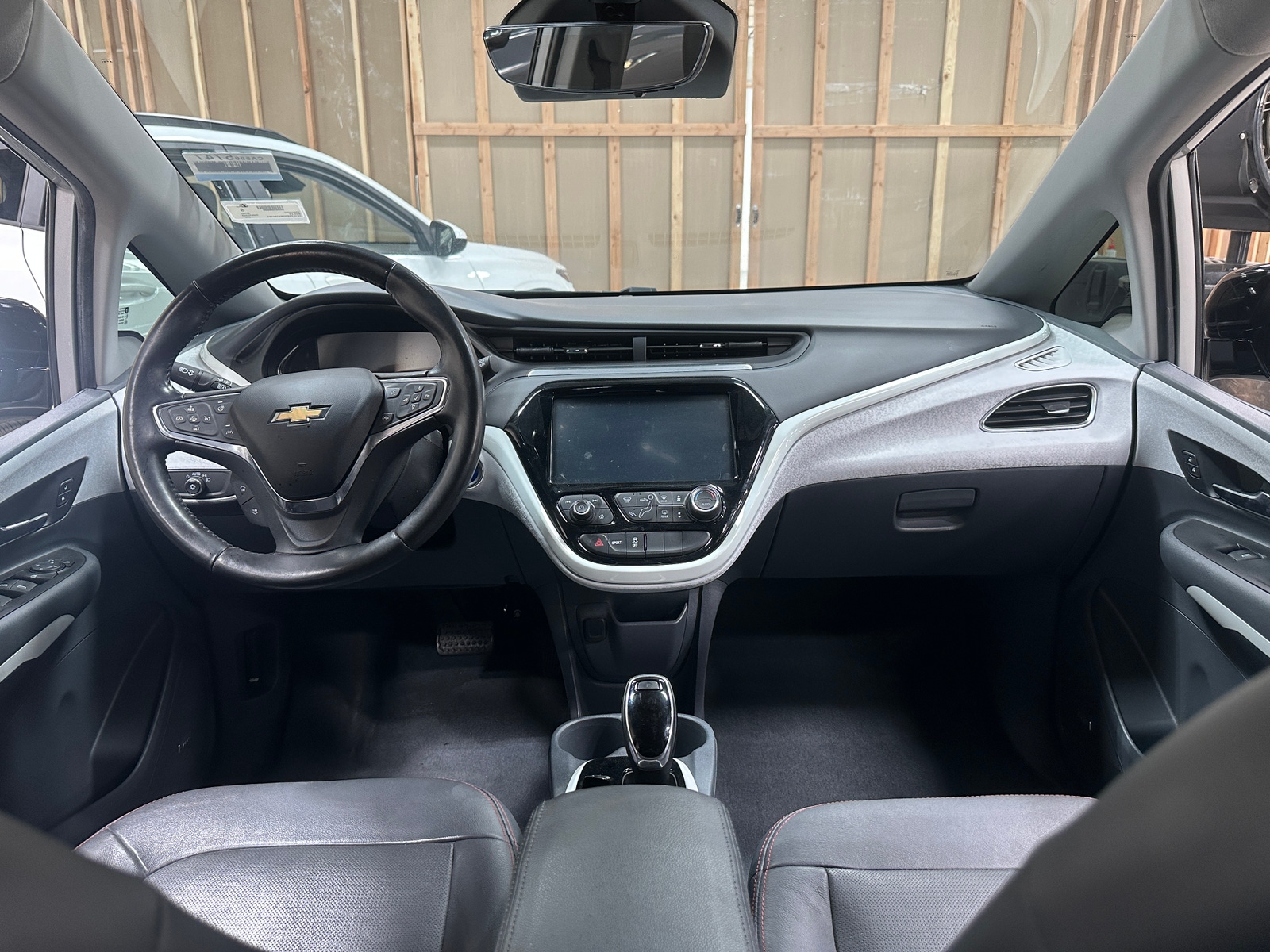 Thumbnail: 2021 Chevrolet Bolt EV - 2