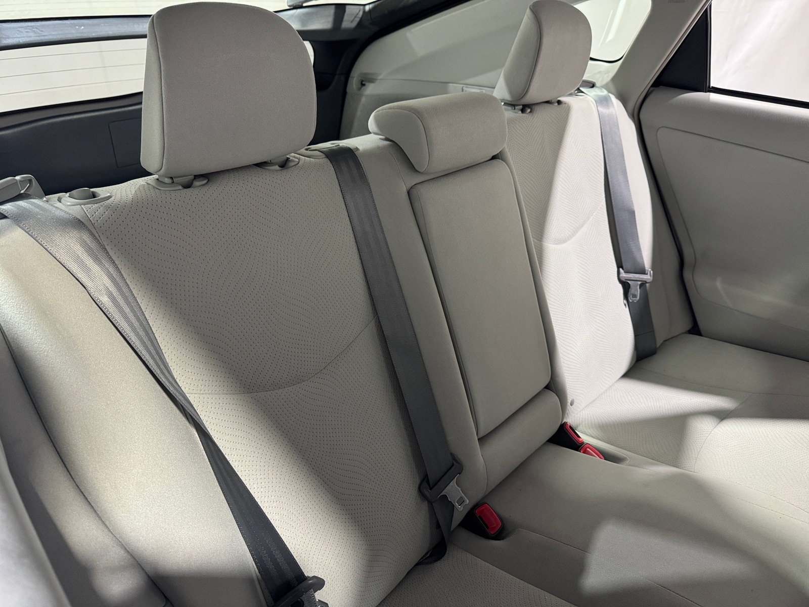 Thumbnail: 2015 Toyota Prius - 6
