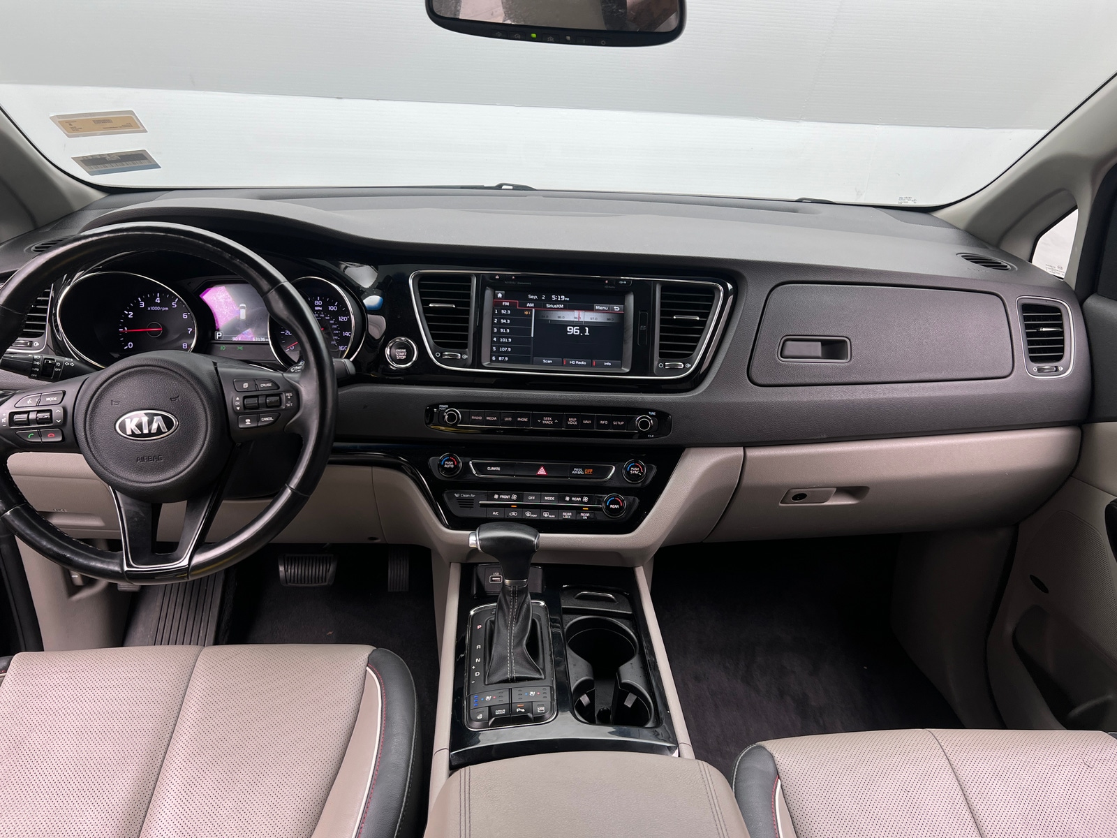 Thumbnail: 2018 Kia Sedona - 2