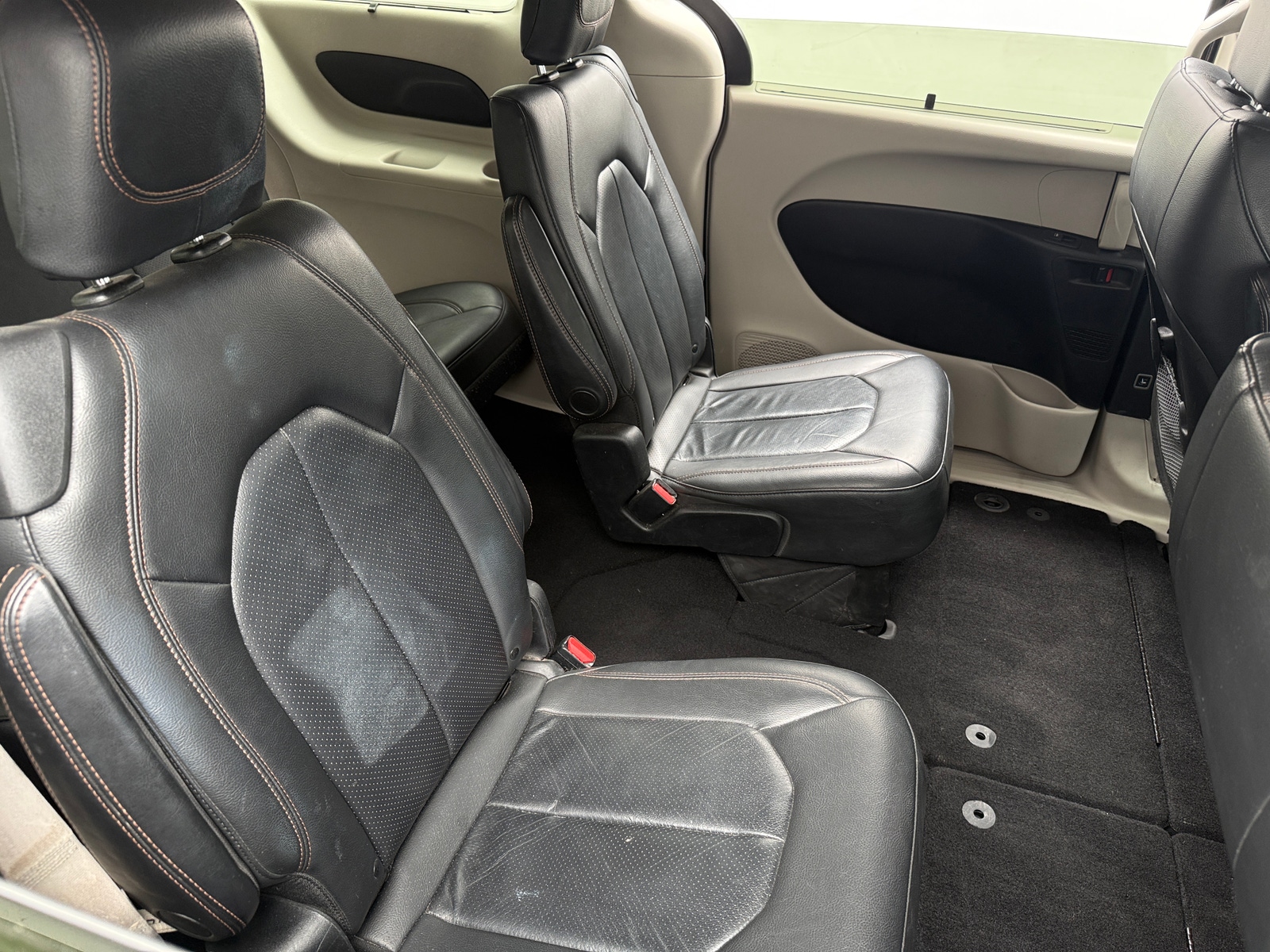Thumbnail: 2020 Chrysler Pacifica - 5