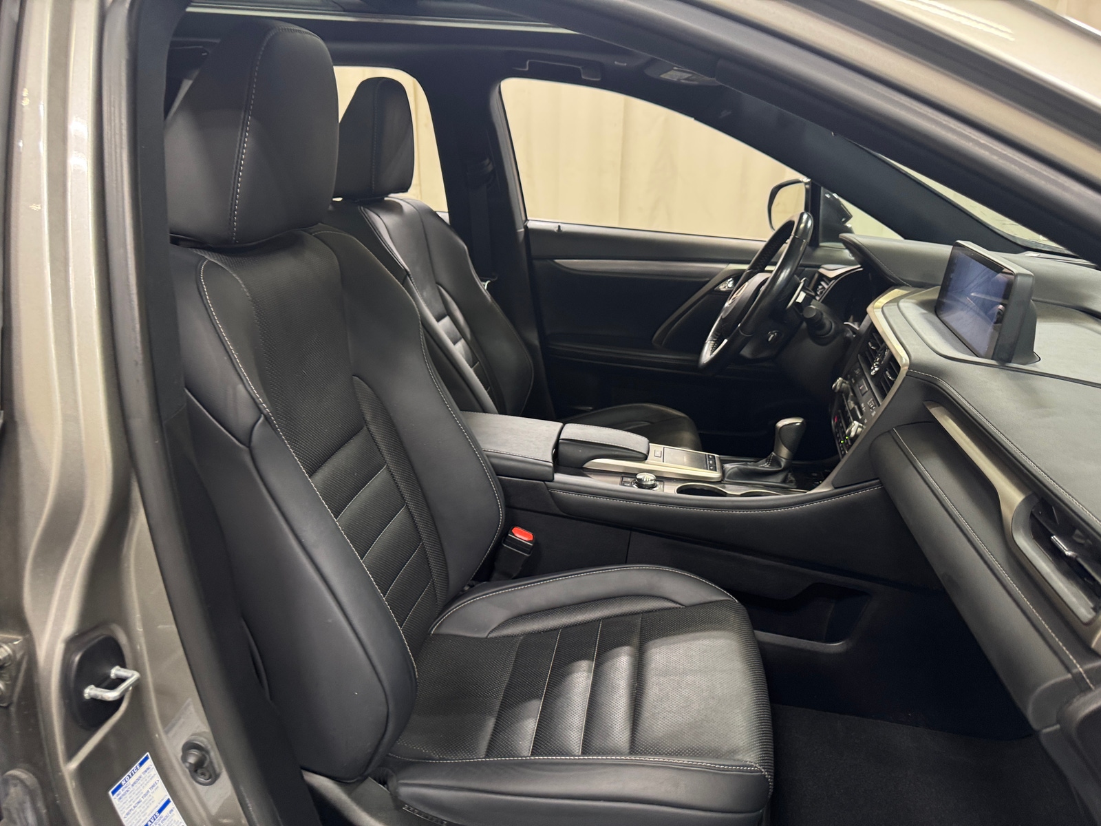 Thumbnail: 2021 Lexus RX - 2