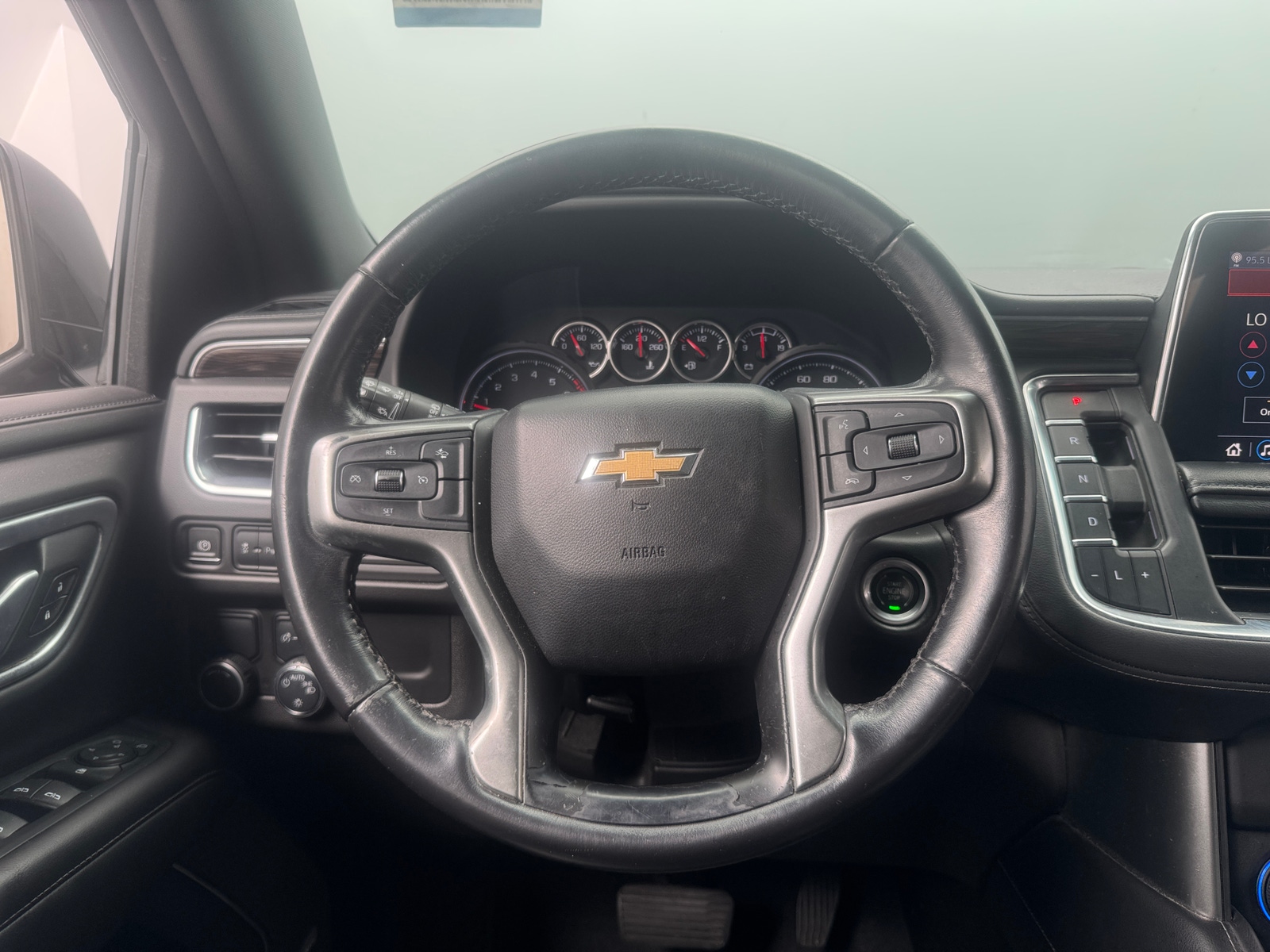 Thumbnail: 2021 Chevrolet Suburban - 4