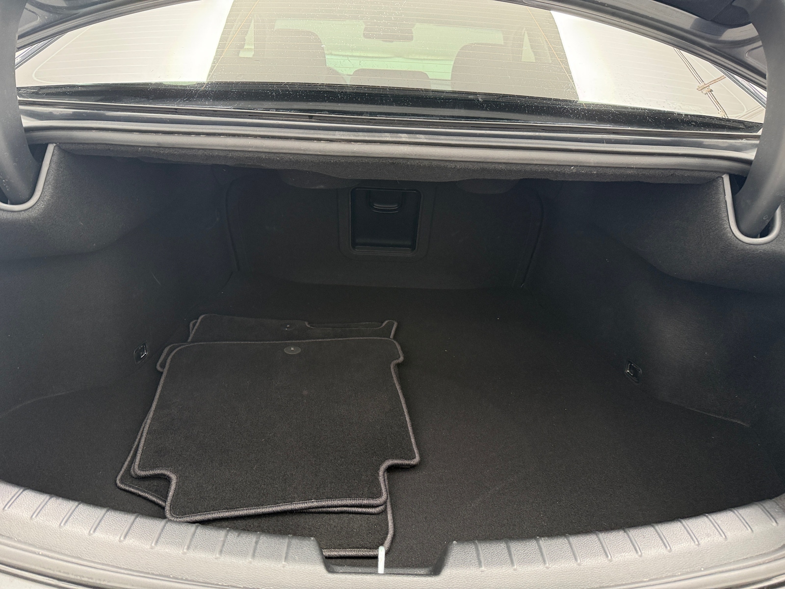Thumbnail: 2019 Kia Cadenza - 6