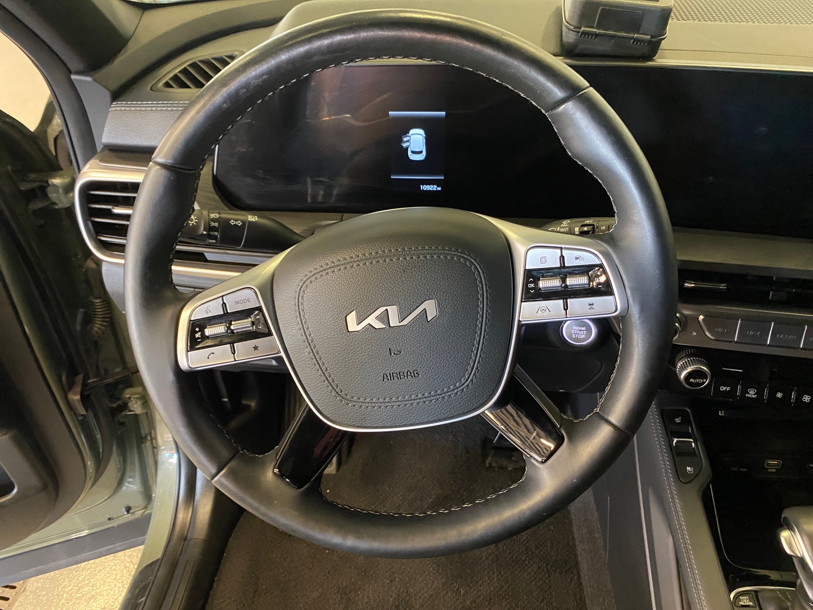 Thumbnail: 2025 Kia Telluride - 4