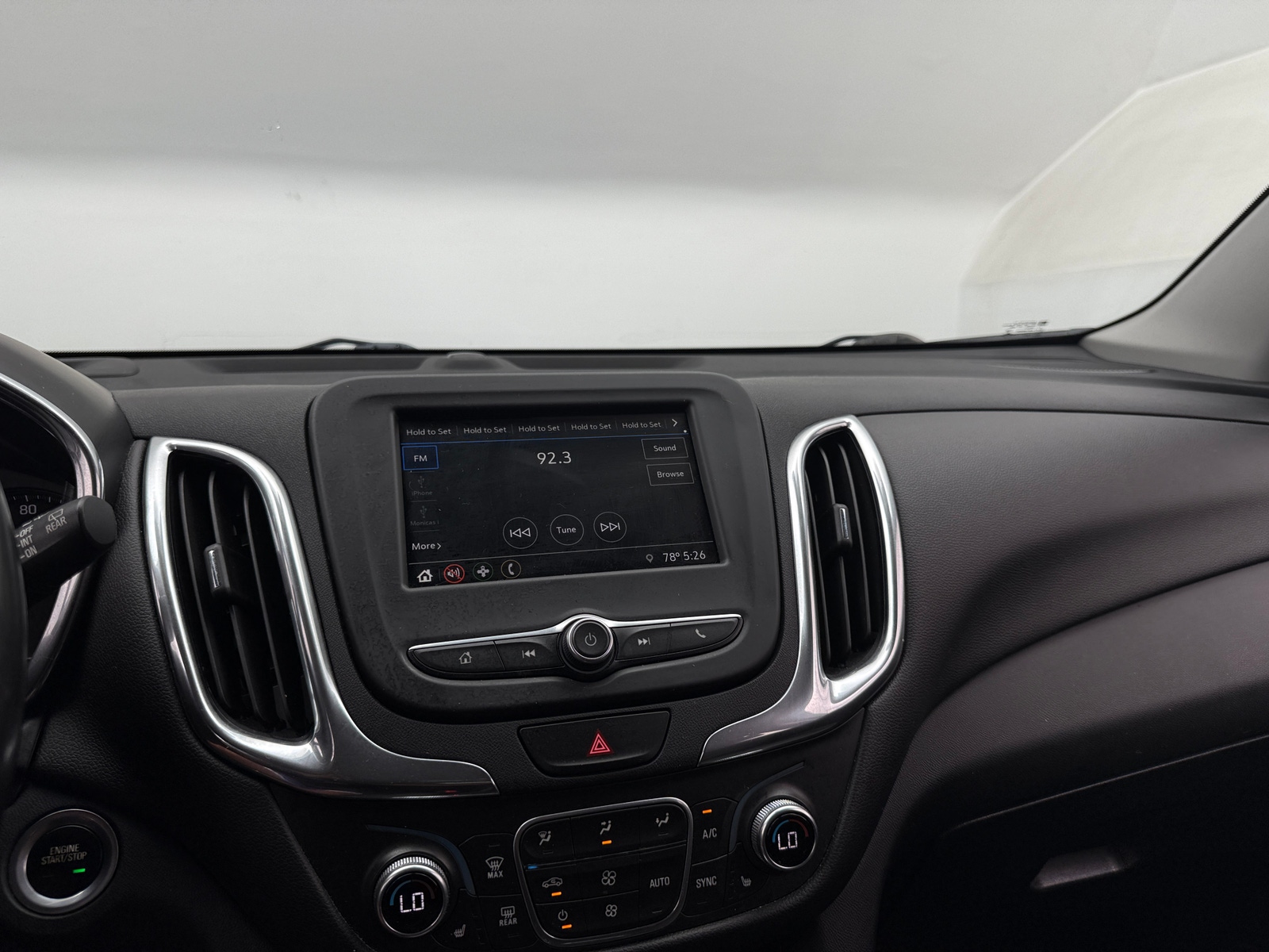 Thumbnail: 2019 Chevrolet Equinox - 4