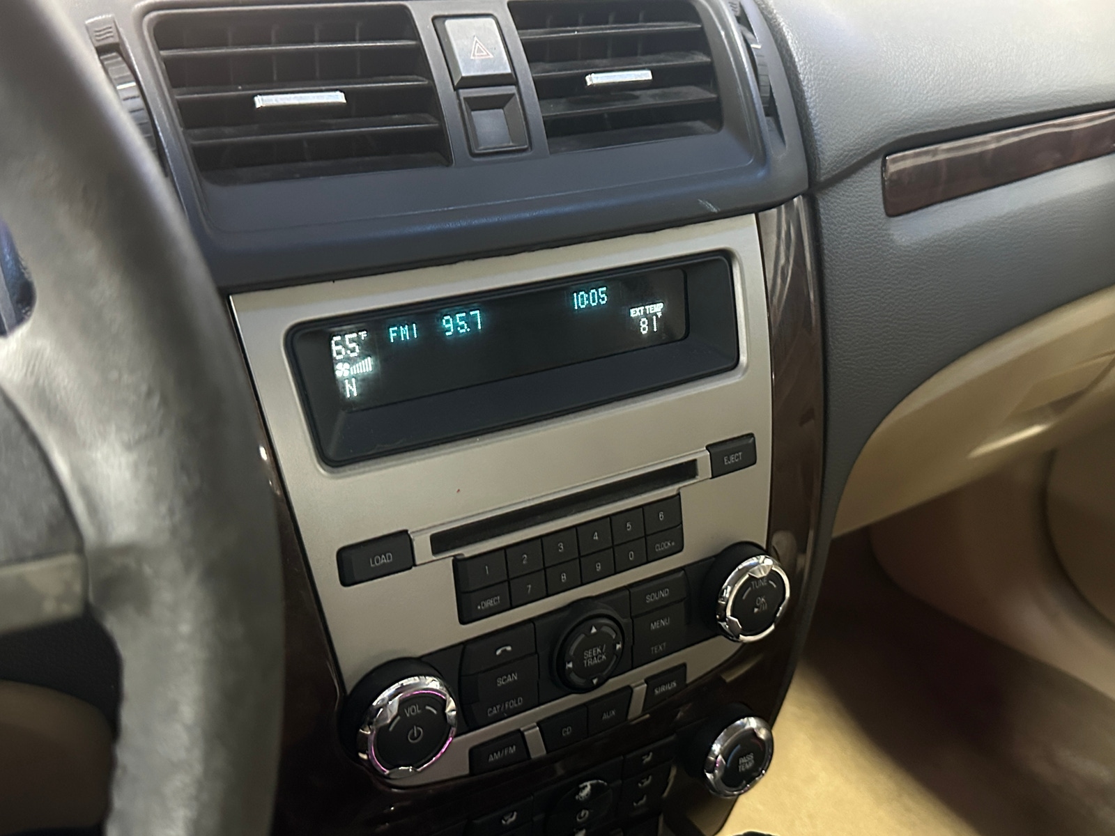Thumbnail: 2012 Ford Fusion - 3