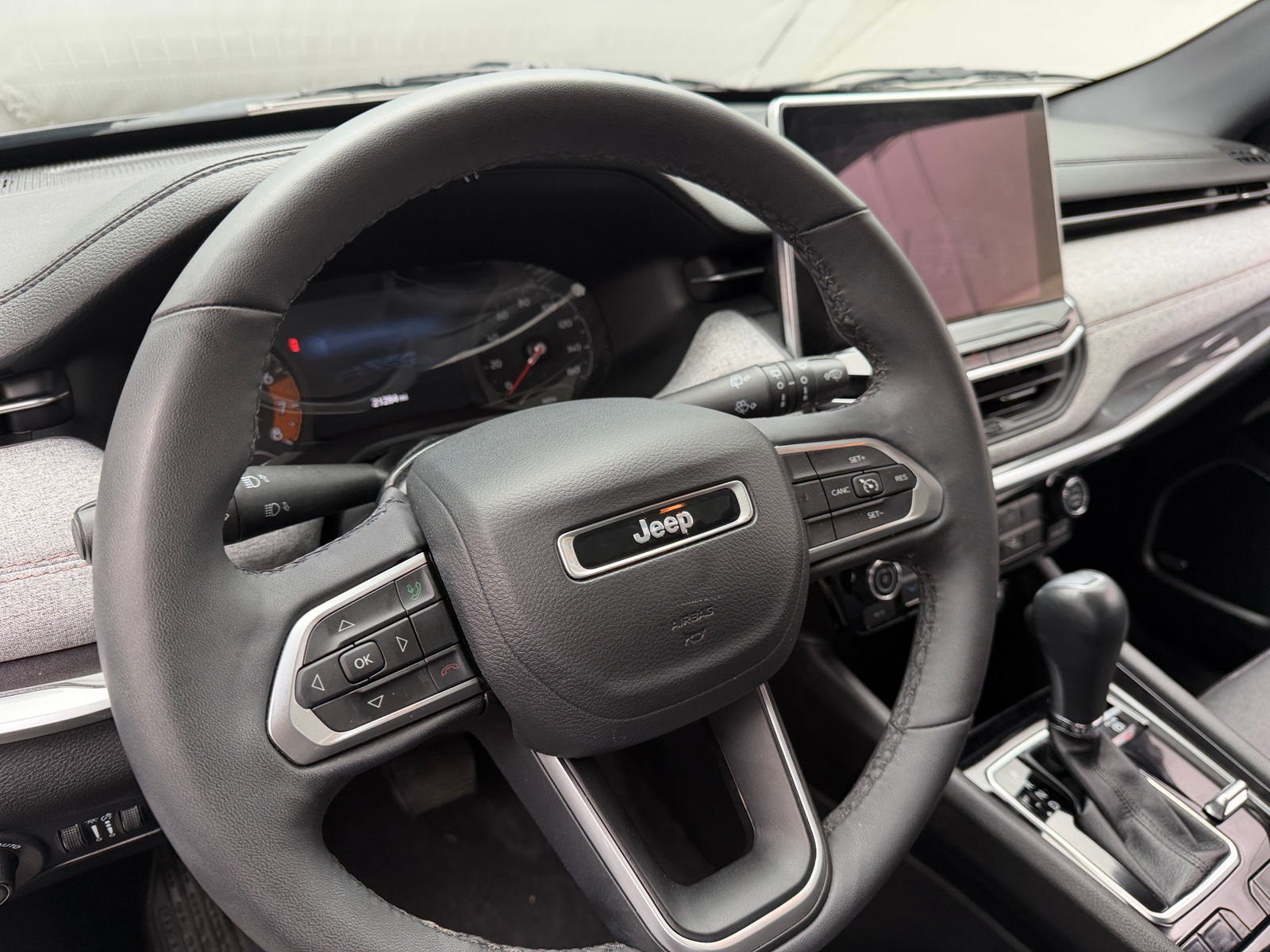 Thumbnail: 2023 Jeep Compass - 4