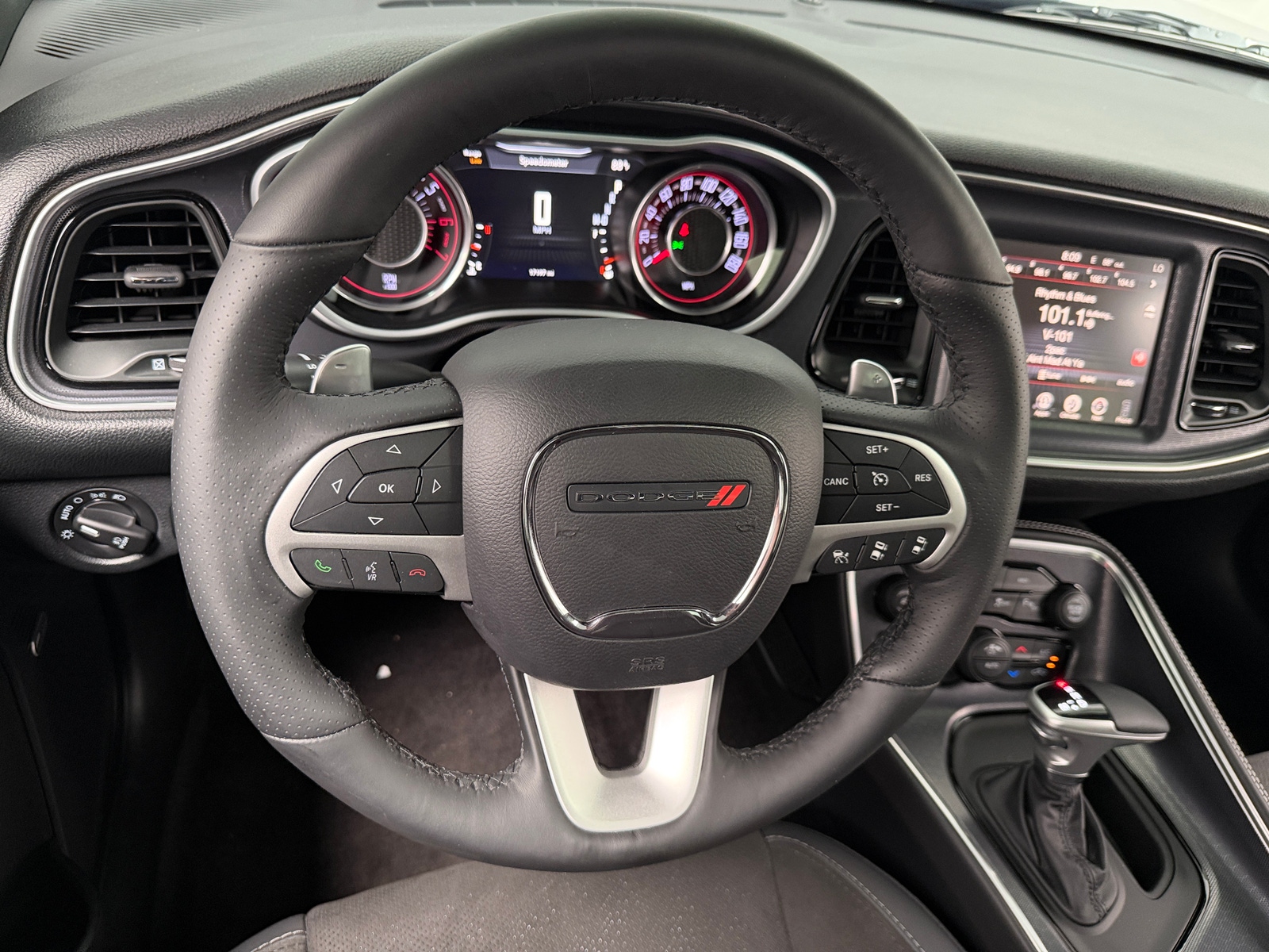 Thumbnail: 2016 Dodge Challenger - 4