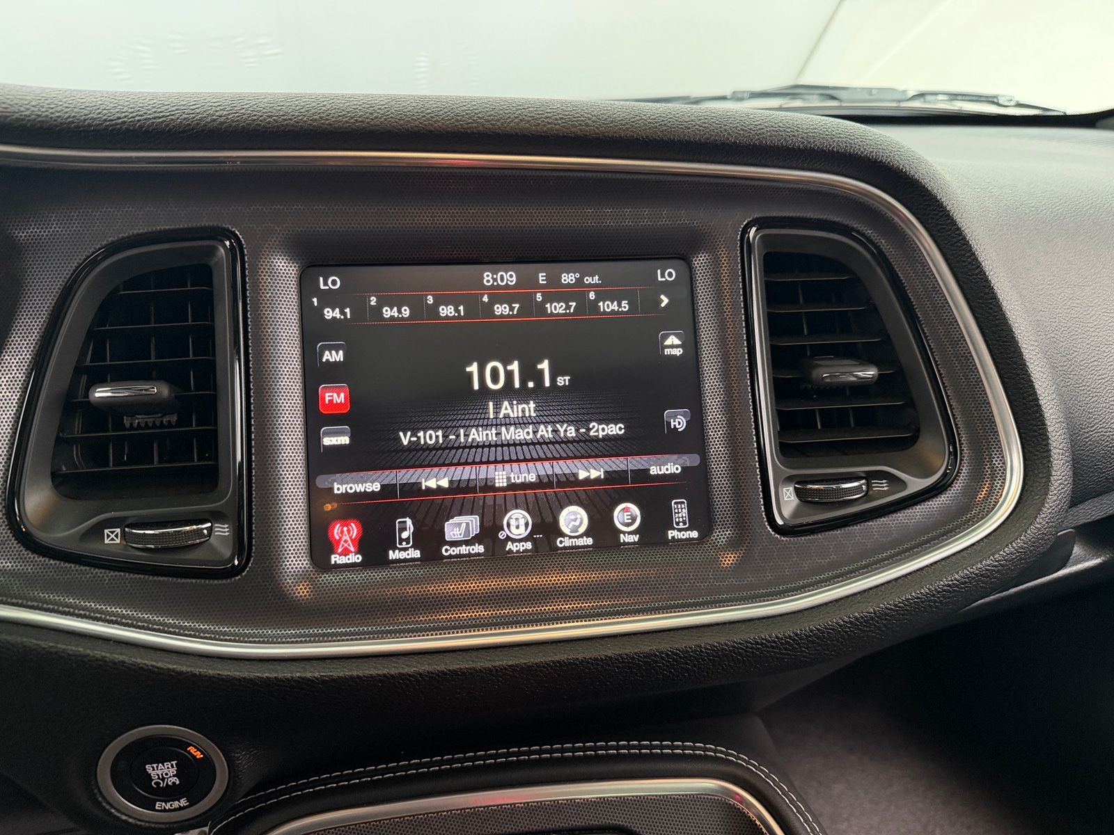 Thumbnail: 2016 Dodge Challenger - 3