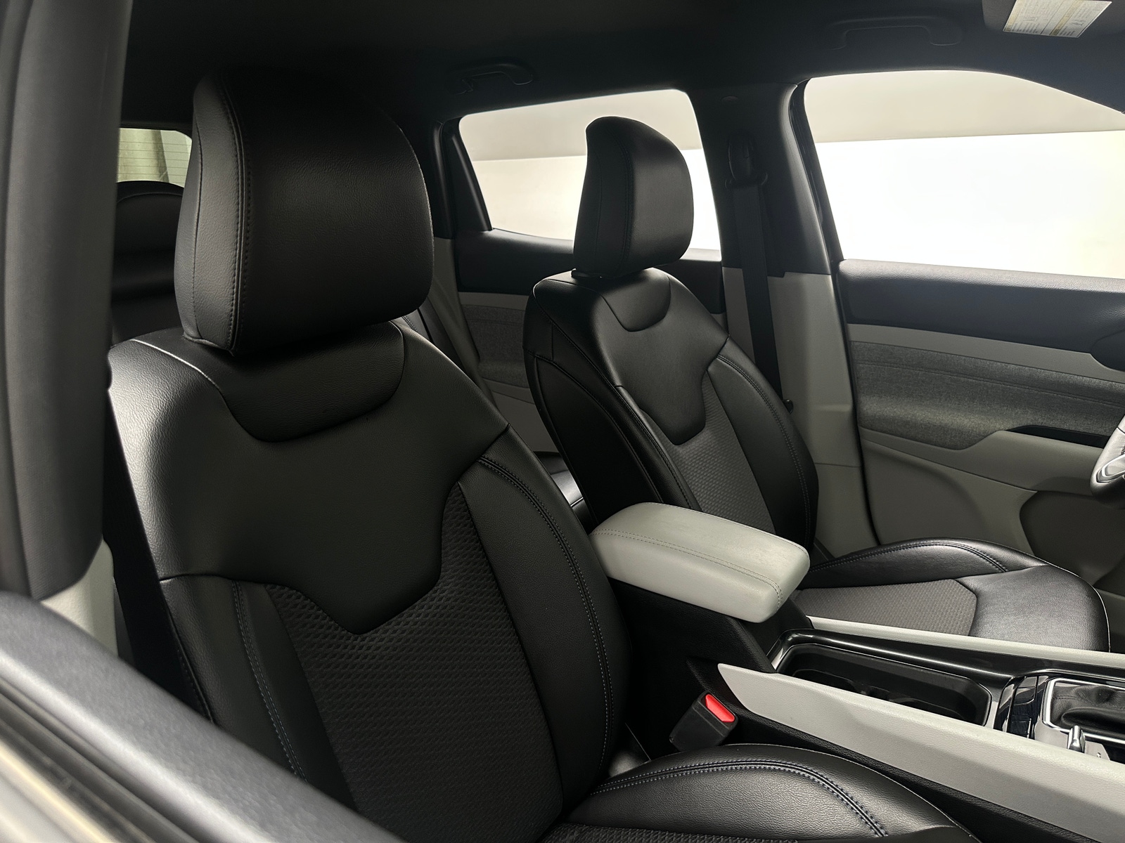 Thumbnail: 2023 Jeep Compass - 2
