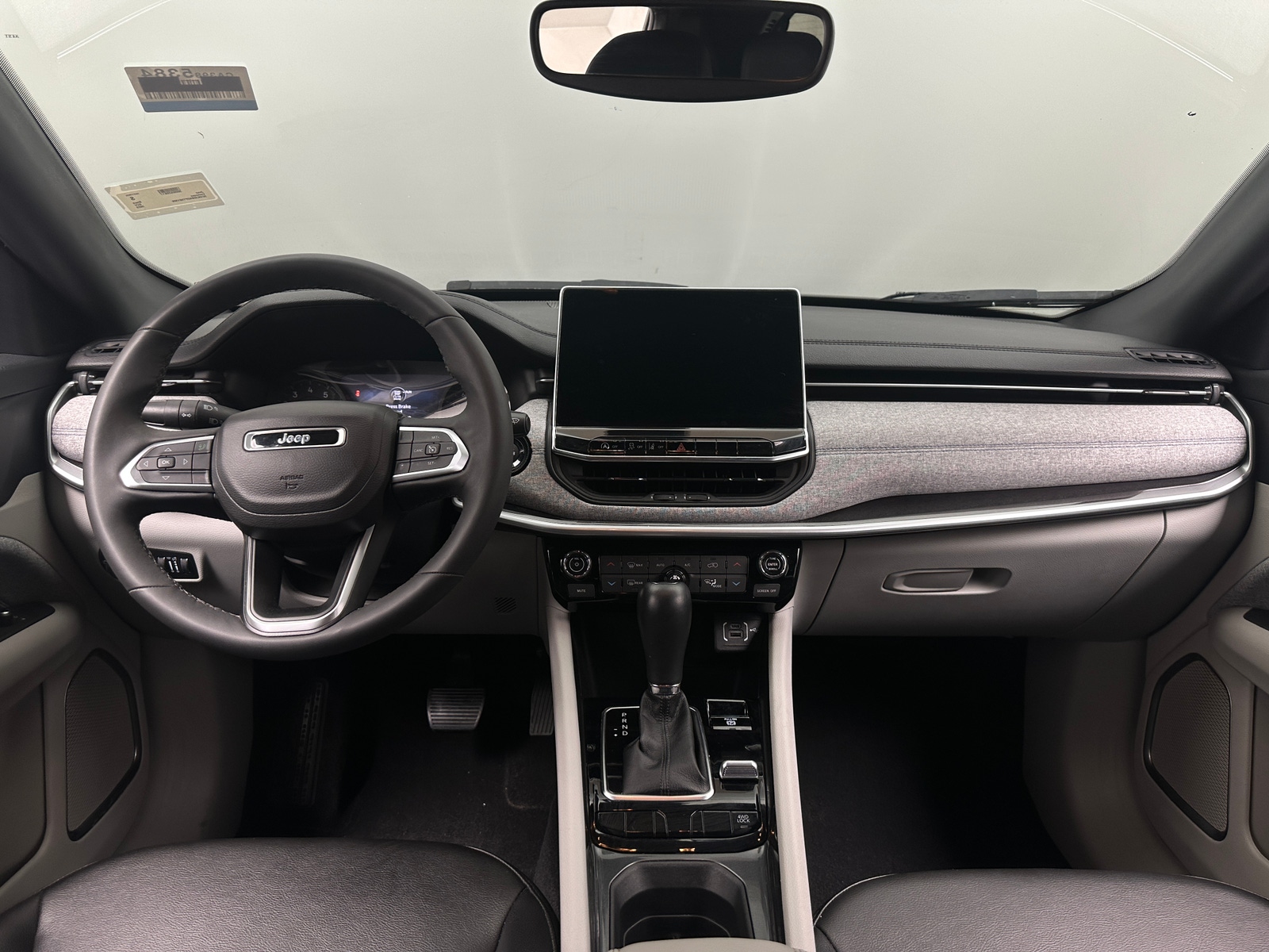 Thumbnail: 2023 Jeep Compass - 3