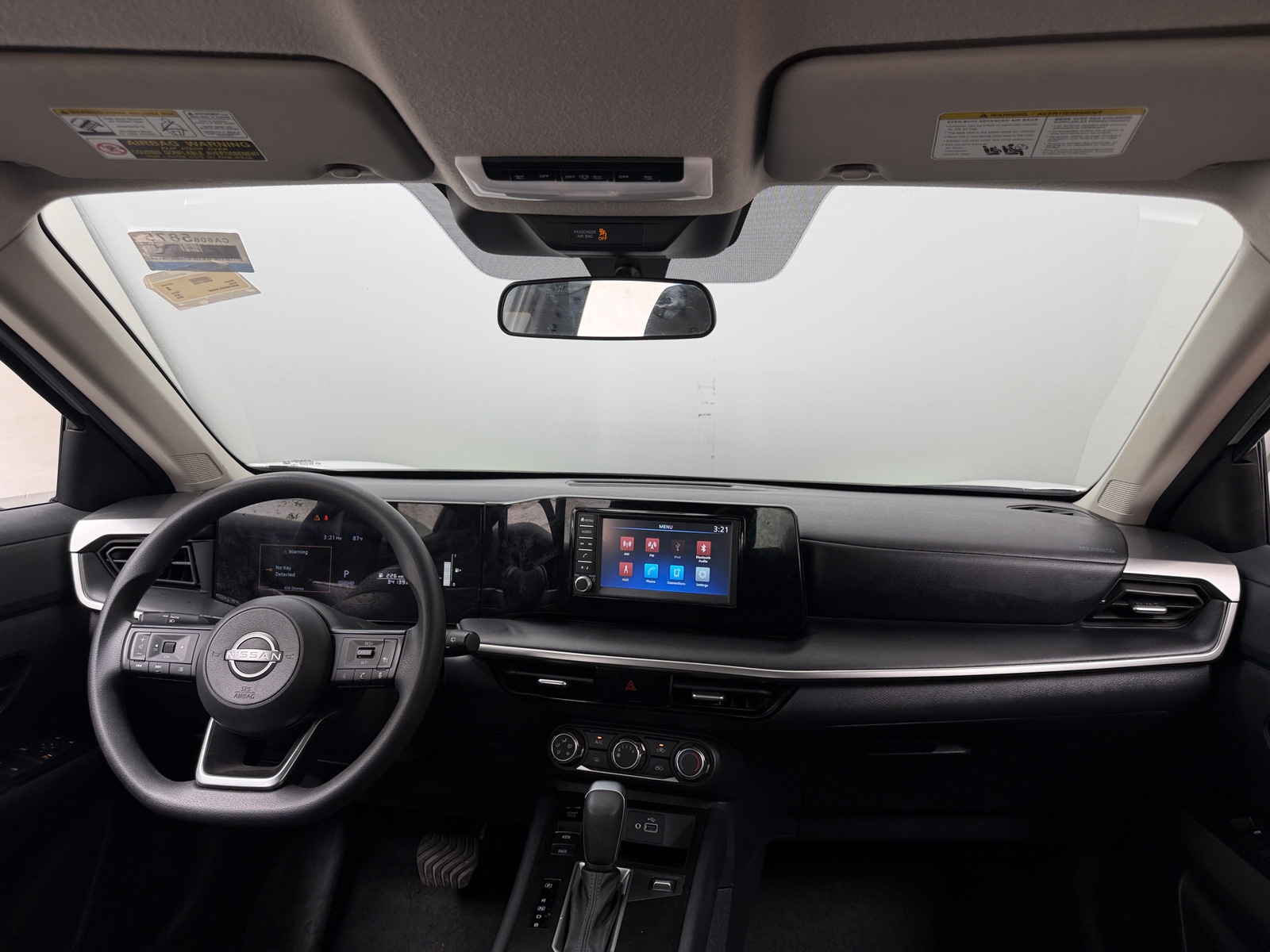 Thumbnail: 2025 Nissan Kicks - 3